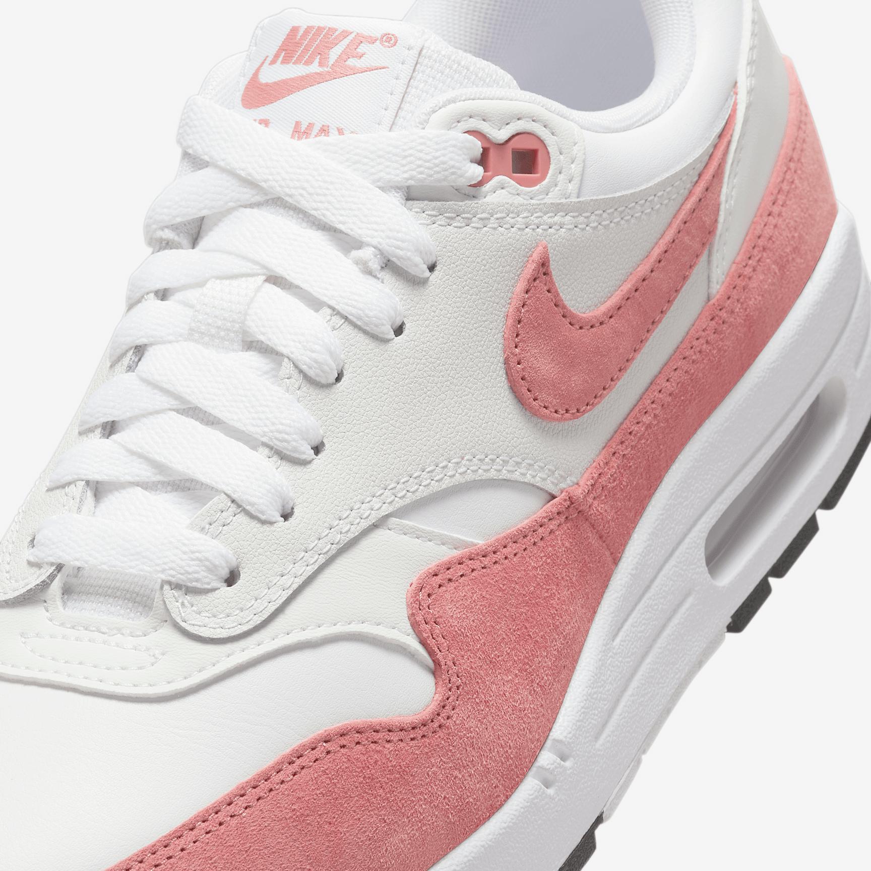 Womens Nike Air Max 1 87 Casual Shoes Product Image