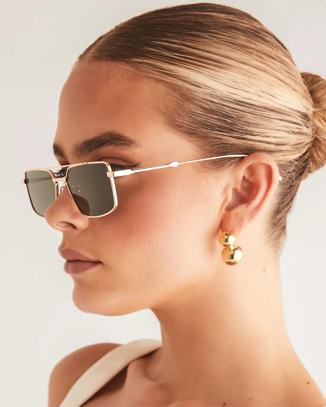 Banbe | The Barbara Sunglasses | Light Gold Green Product Image