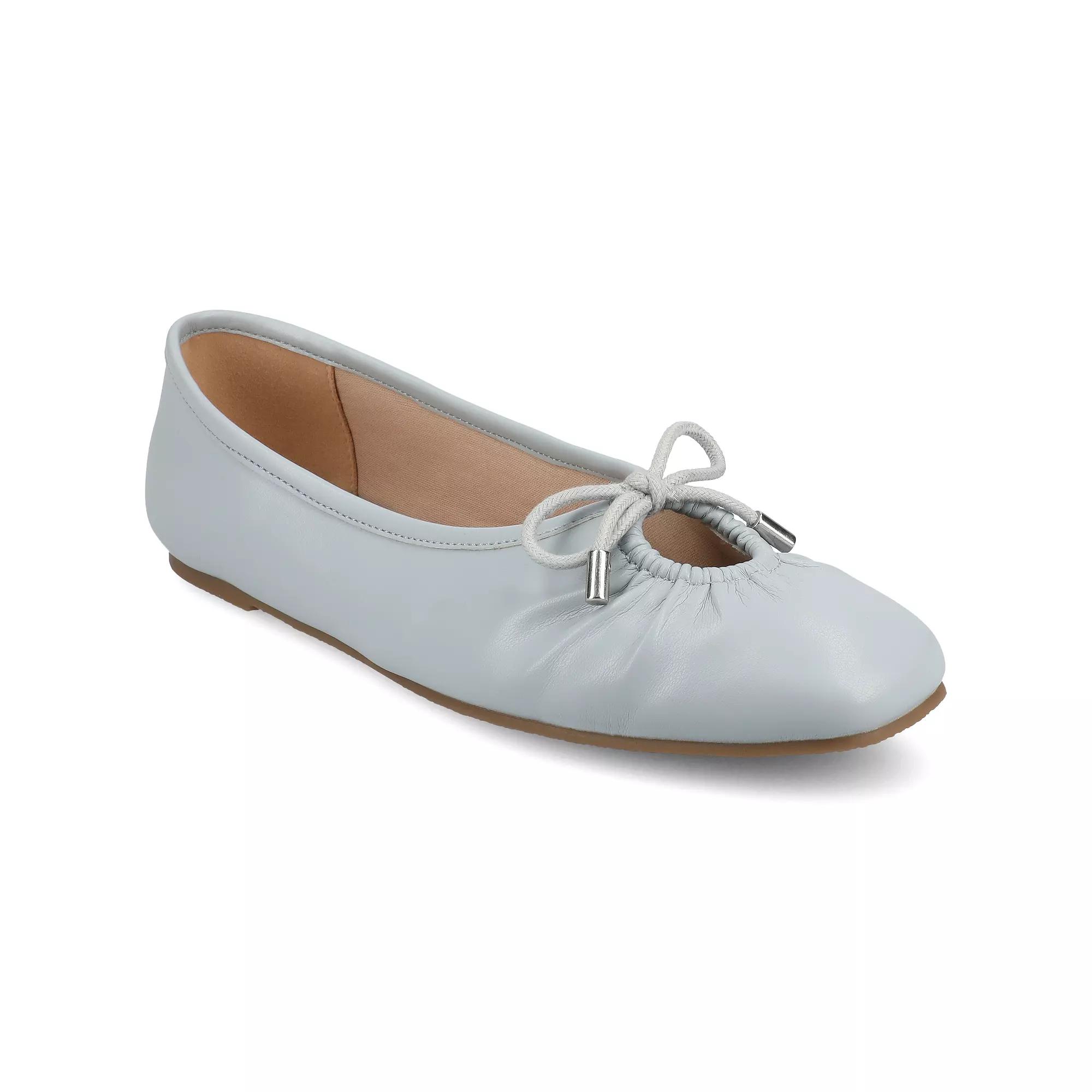 Journee Callee Medium and Wide Width Women's Ballet Bow Slip-On Dress Flats,  Product Image
