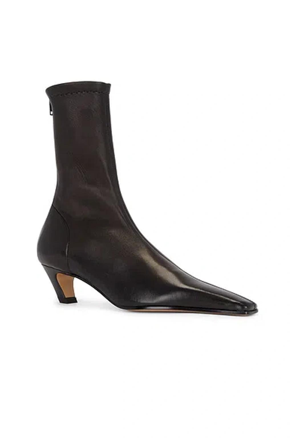 KHAITE Arizona 50 Leather Ankle Boots In Black Product Image