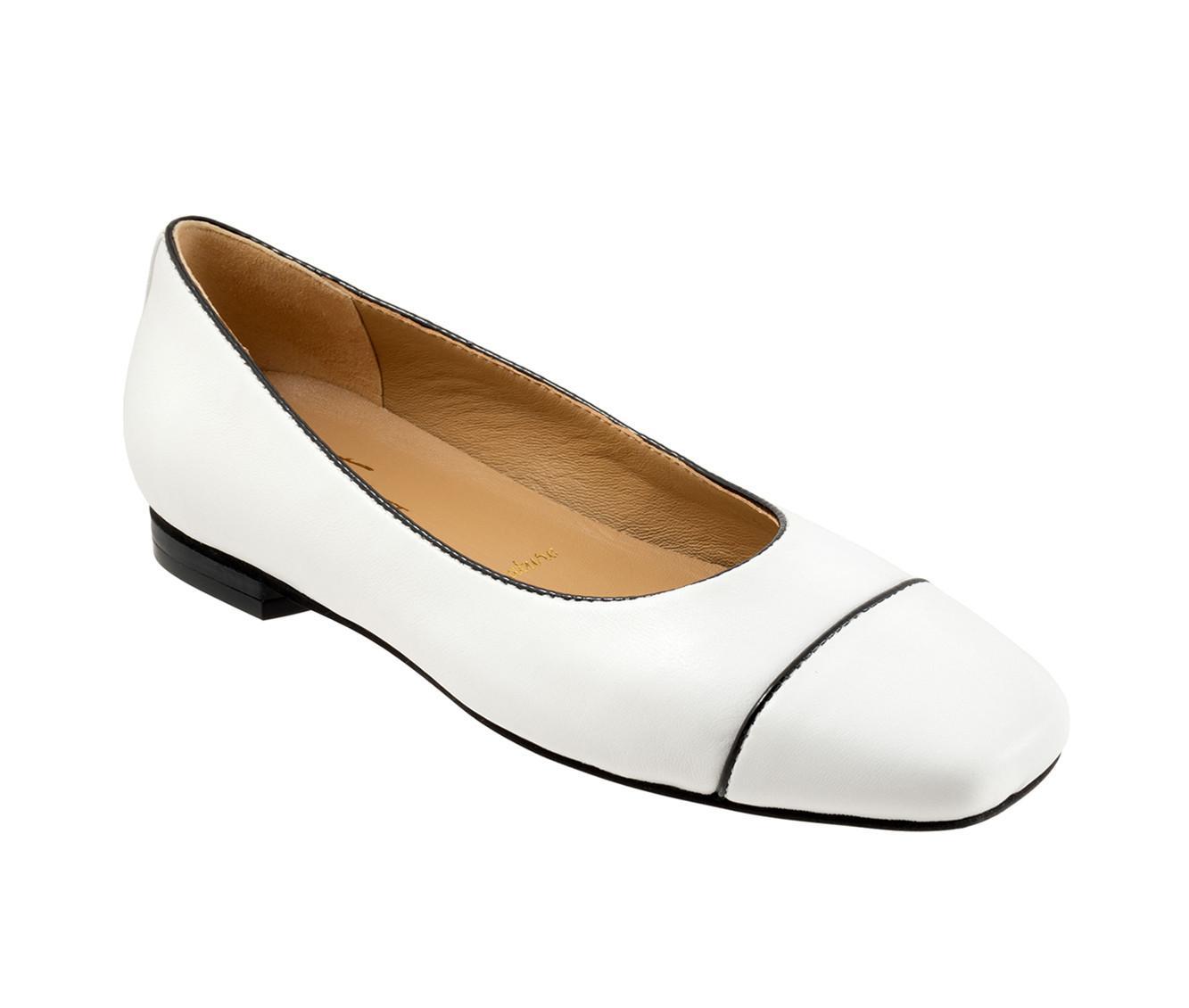 Women's Trotters Harbor Flats Product Image