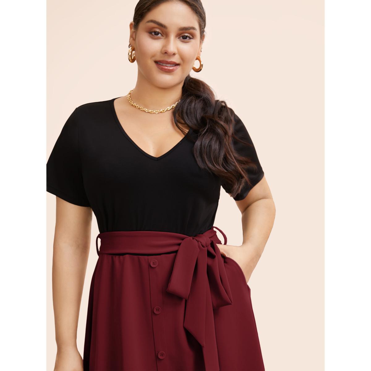 Plus Size Supersoft Essentials Two Tone Pocket Patchwork Belted Dress Burgundy Women Office Plain V-neck Short sleeve Curvy Midi Dress BloomChic 12/L Product Image