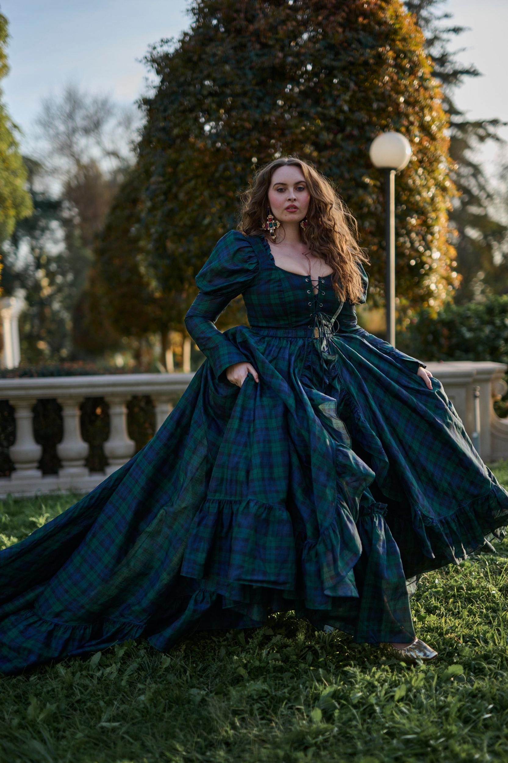 The Scotland Plaid Duchess Tournure Product Image