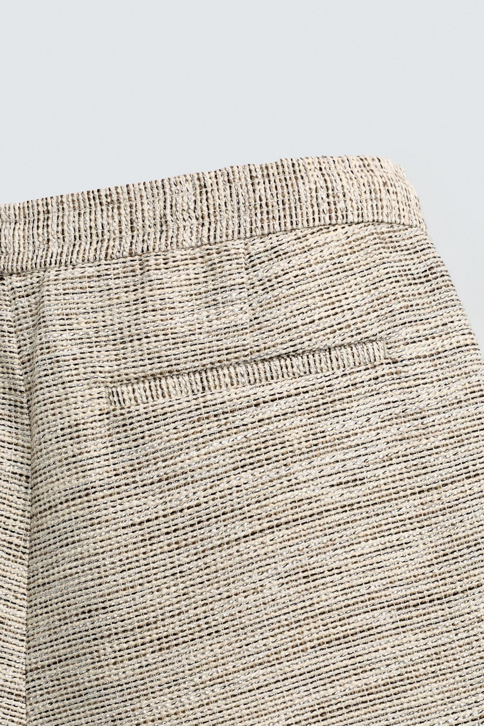 TEXTURED CONTRAST SHORTS Product Image