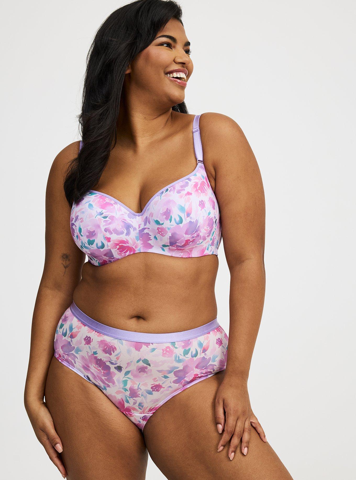 Balconette Lightly Lined Bra Product Image