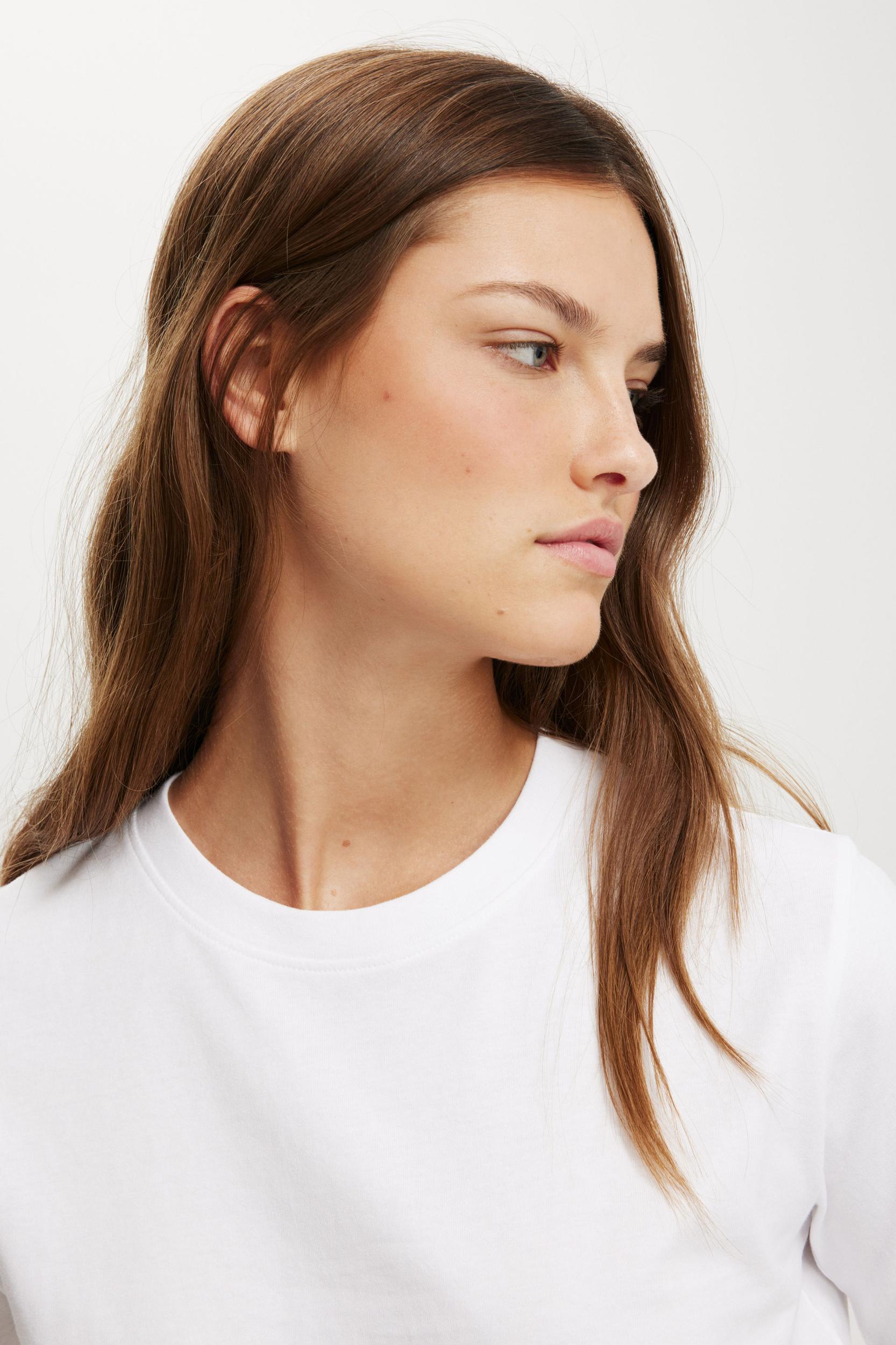 Easy Tee Product Image