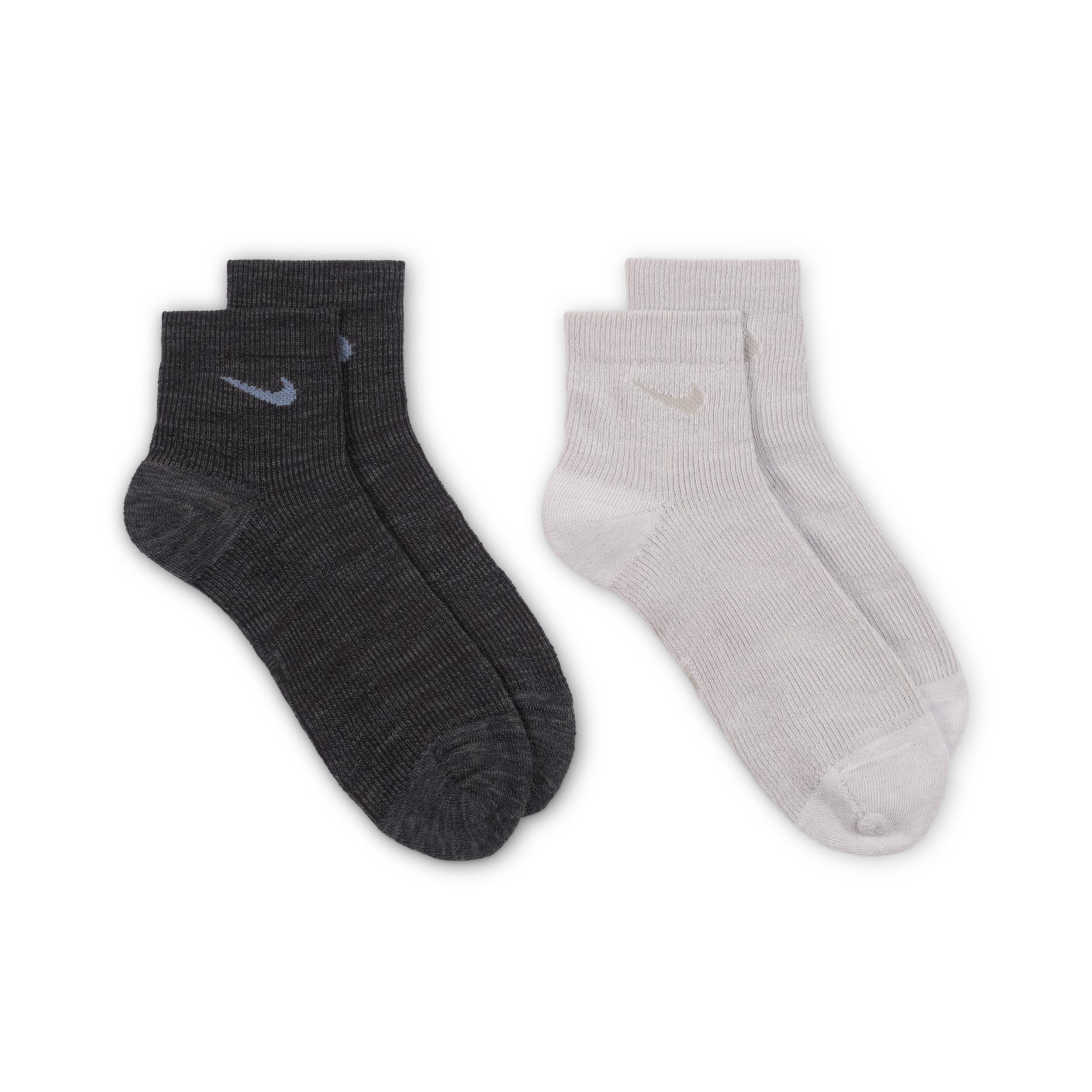 Nike Everyday Cushioned Ankle Socks (2 Pair) Product Image