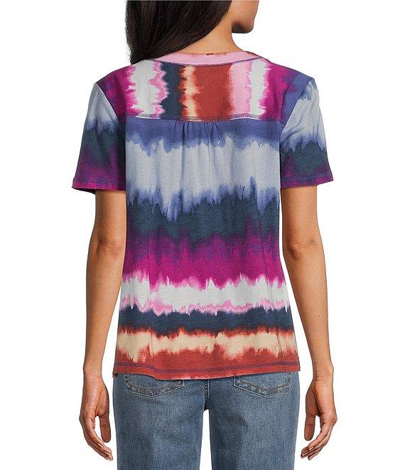 Westbound Petite Size Wavy Stripe Short Sleeve V-Neck Top Product Image