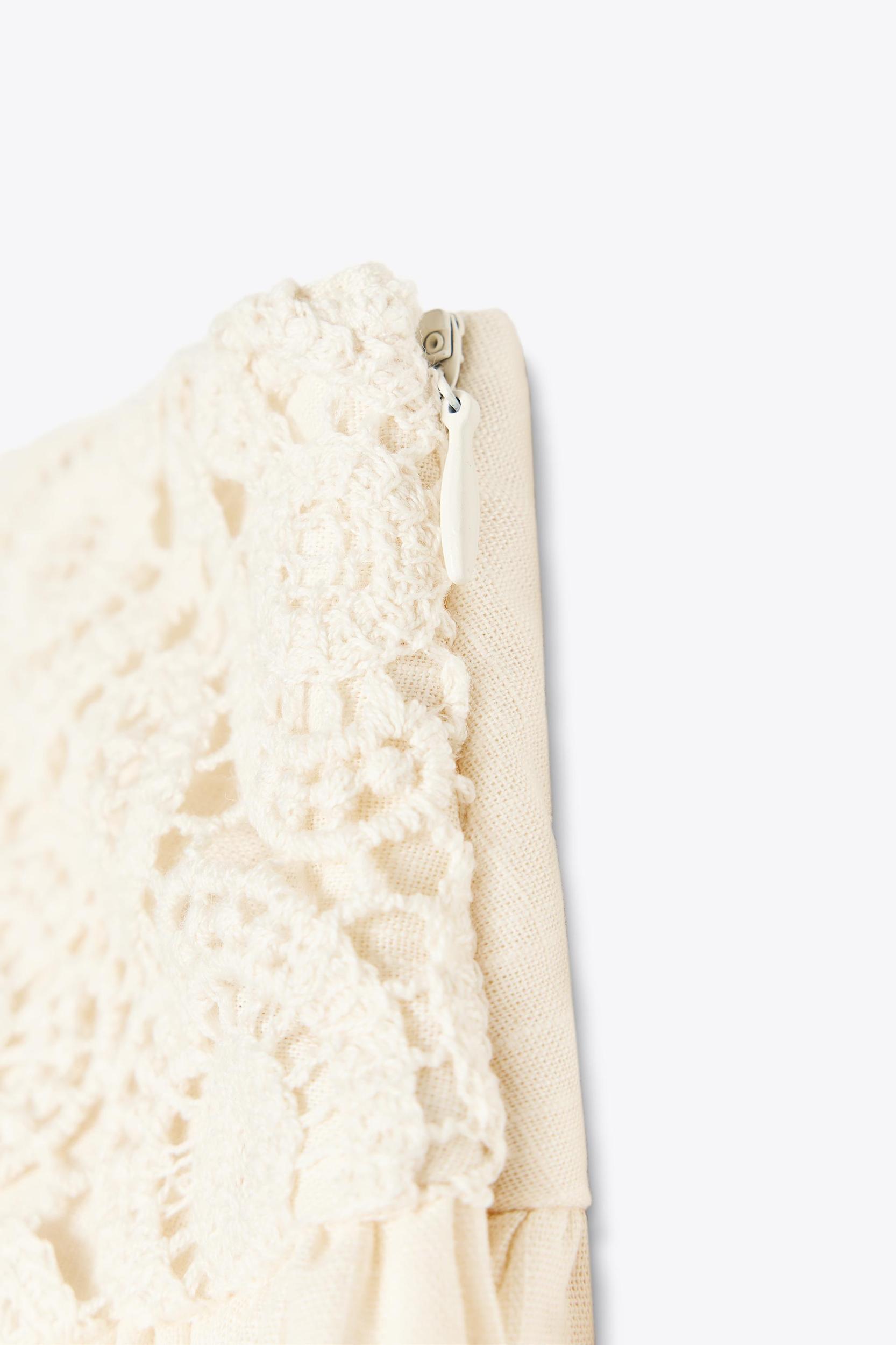 CROCHET RUFFLE MINI SKIRT Product Image