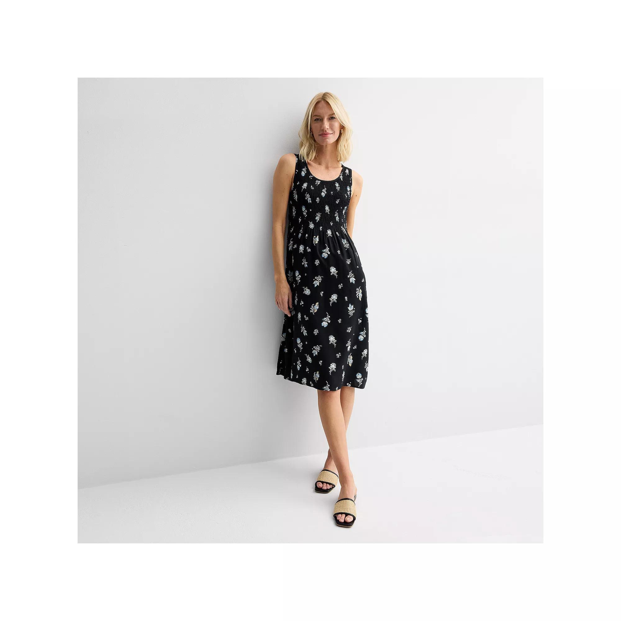 Women's Croft & Barrow® Smocked Midi Dress, Size: Small, Black Paisley Product Image