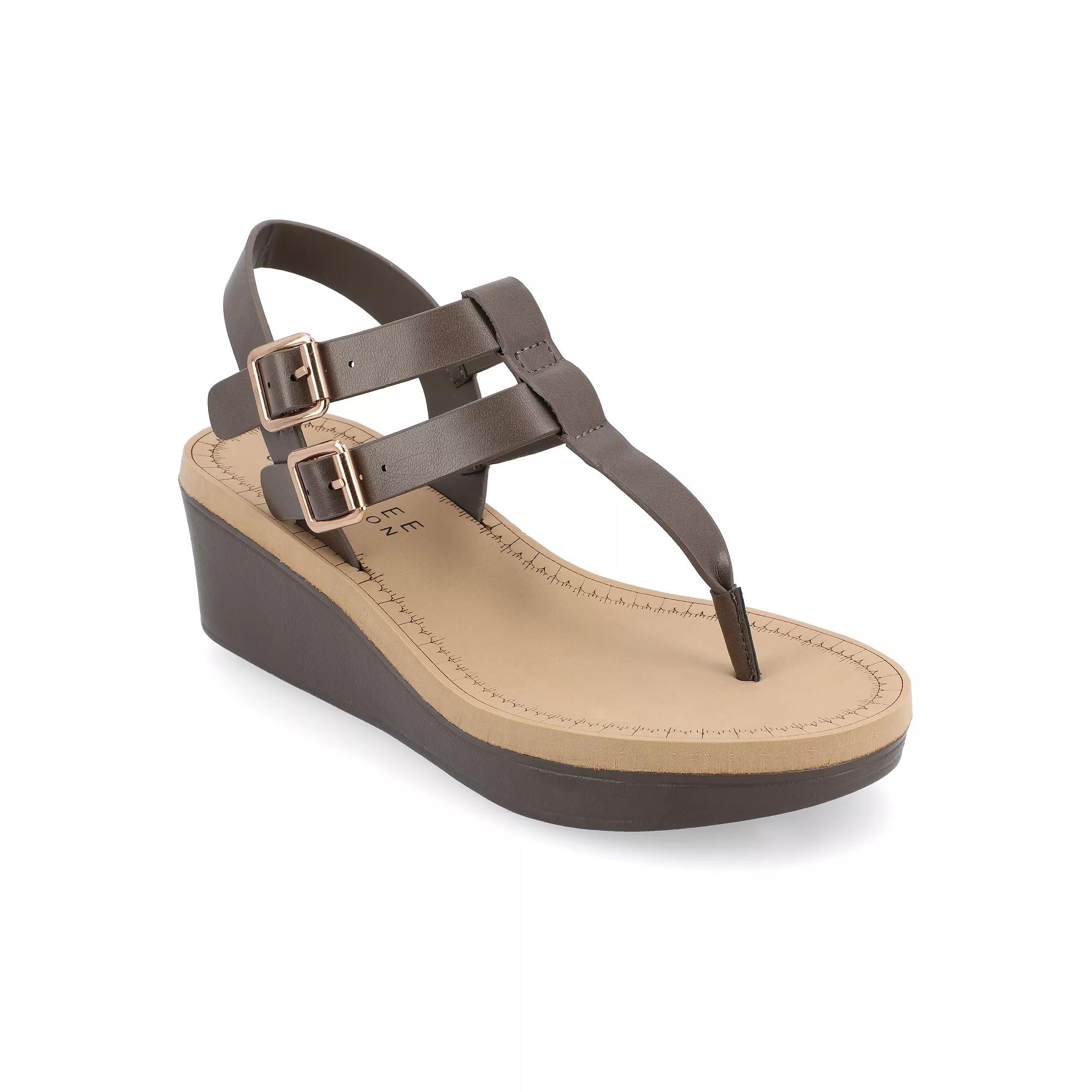 Journee Bianca Women's Wedge Sandals,  Product Image
