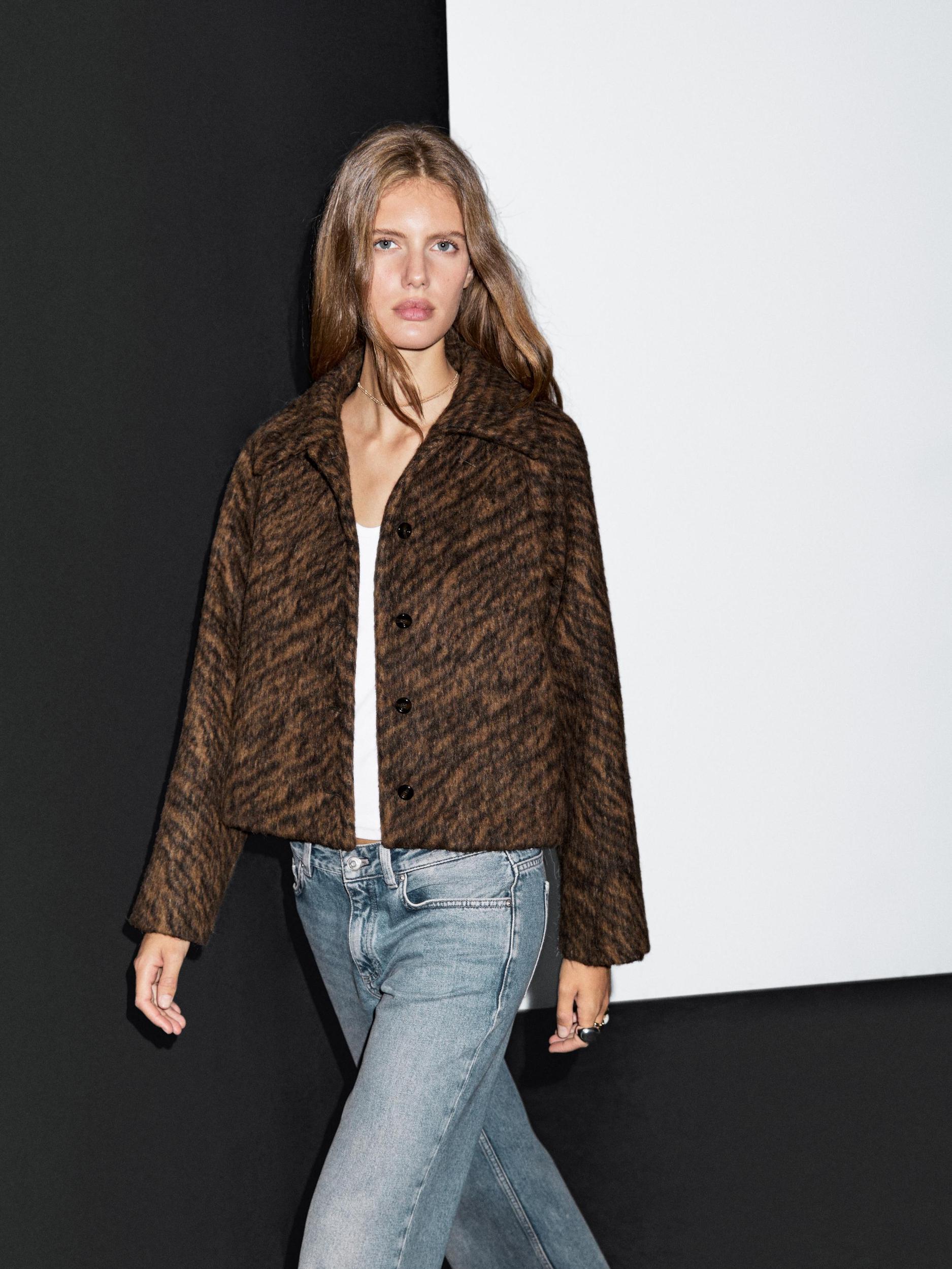 Short animal print coat Product Image