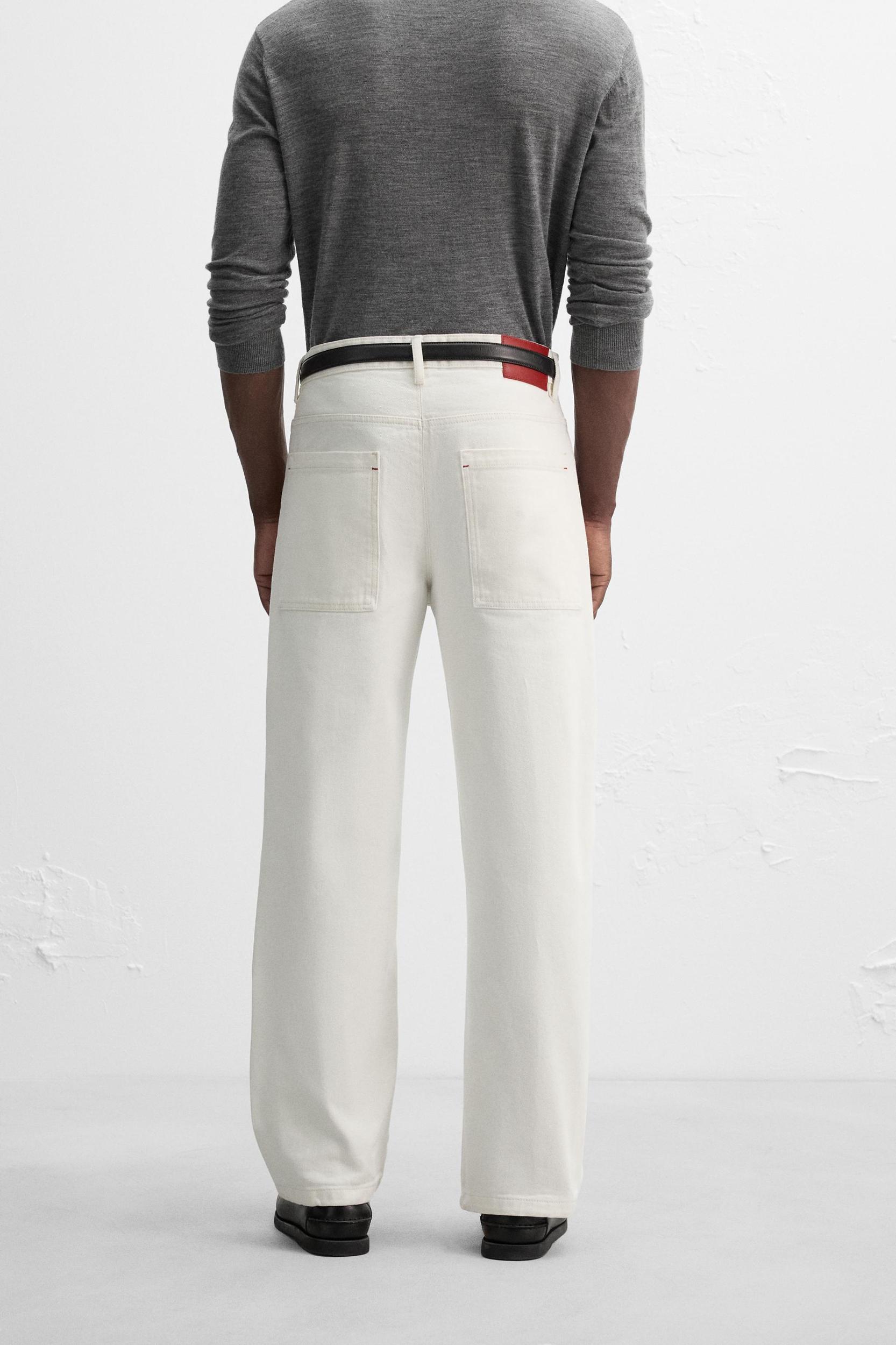 STRAIGHT FIT JEANS Product Image