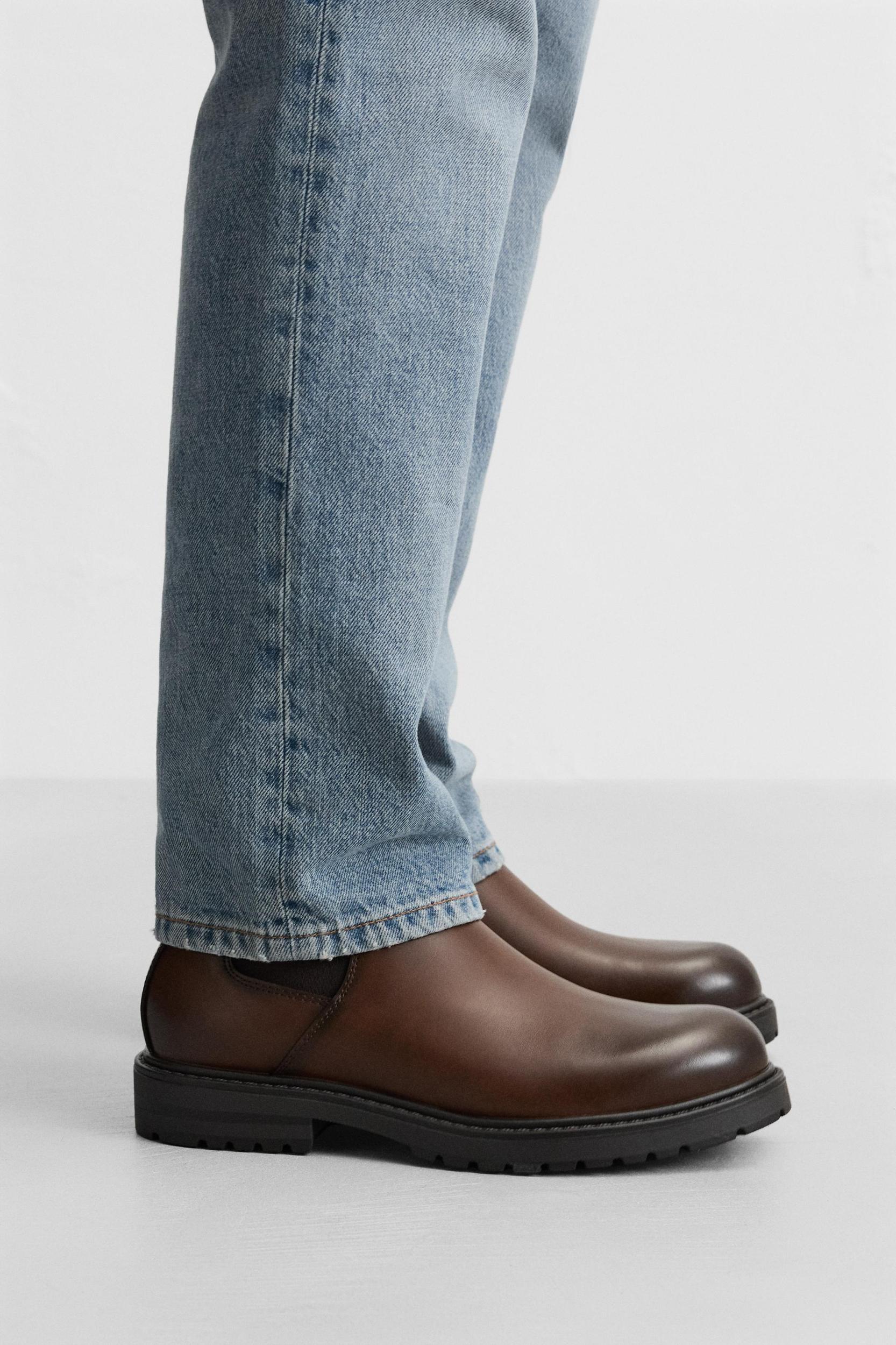 CHUNKY CHELSEA BOOTS Product Image
