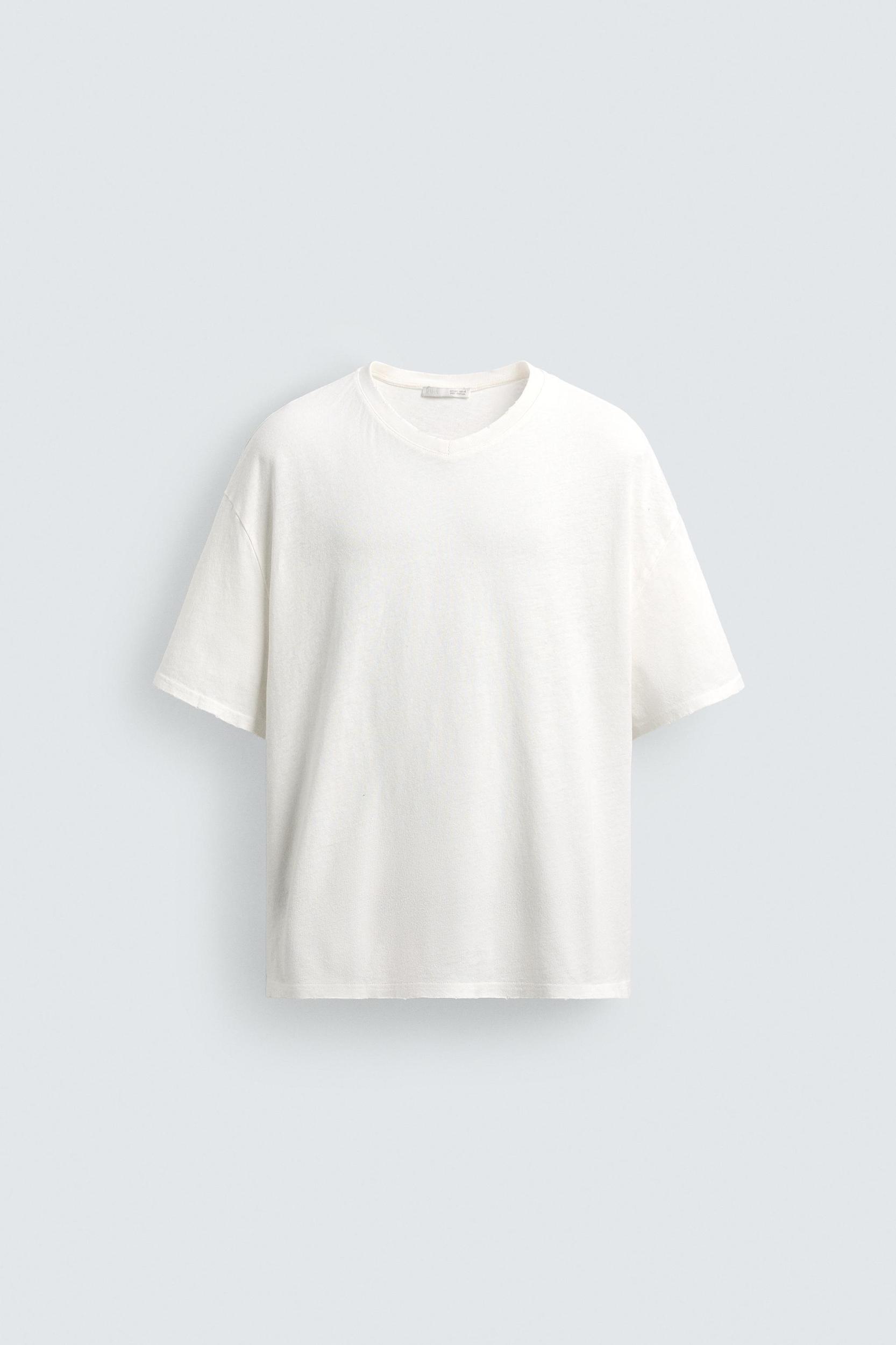 COTTON - HEMP V-NECK T-SHIRT Product Image