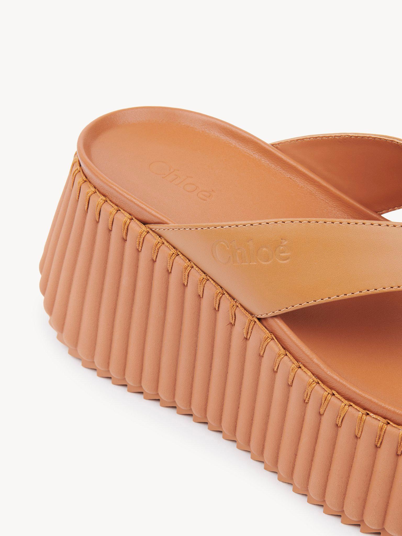 Nama wedge slide Product Image