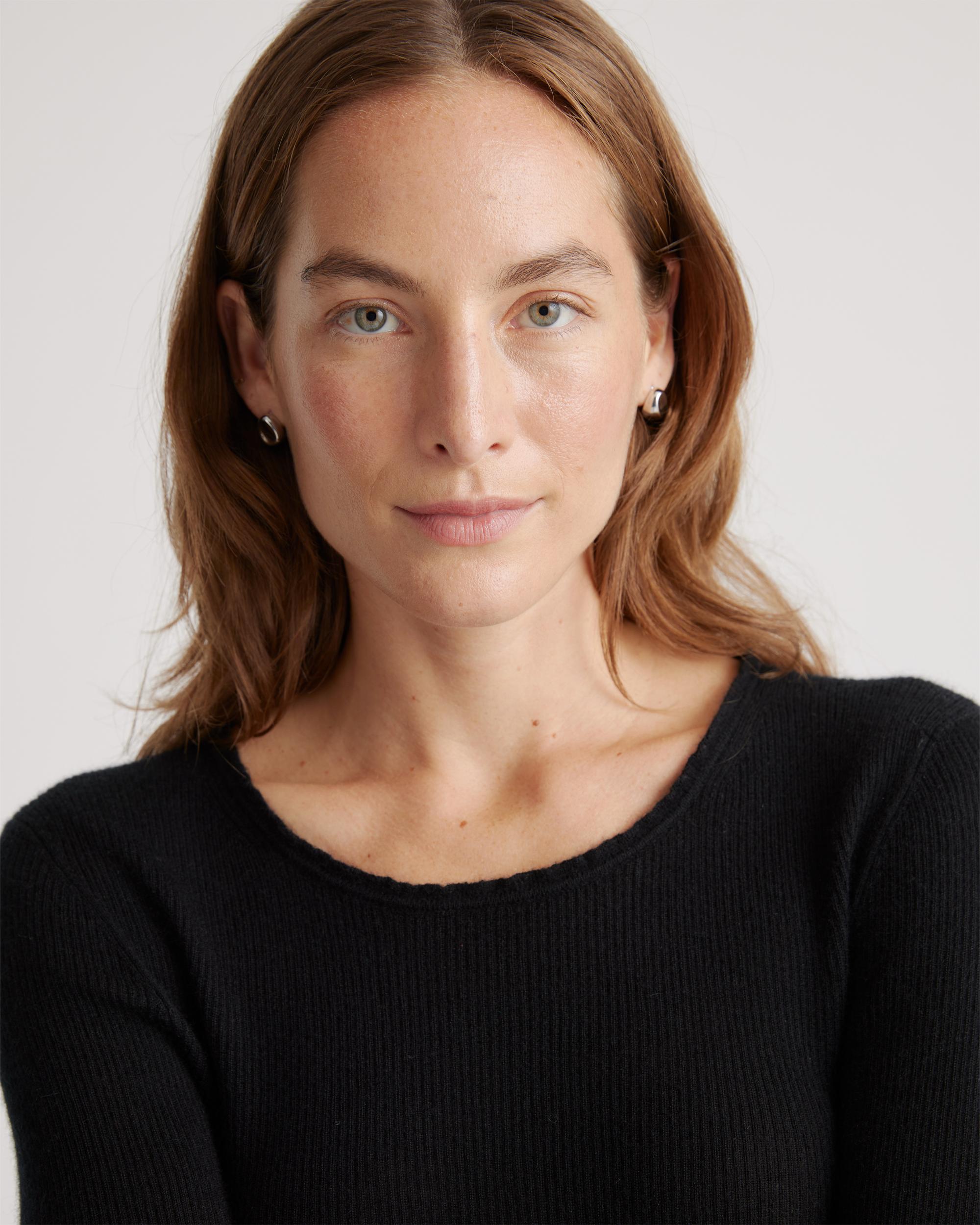 Quince | Women's Featherweight Cashmere Ribbed Crewneck Sweater Size XS Product Image