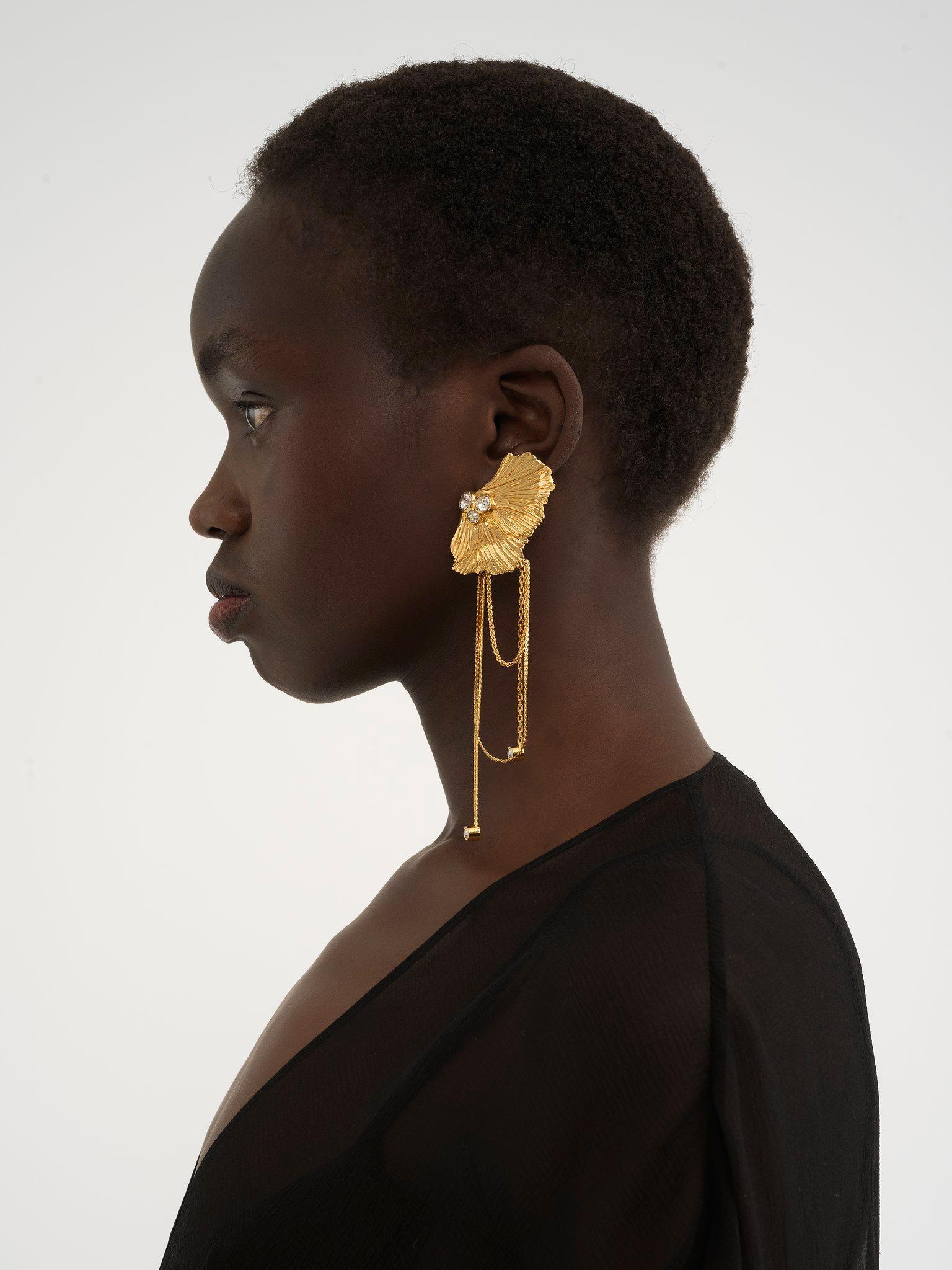 The Chloé Flowers earrings Product Image