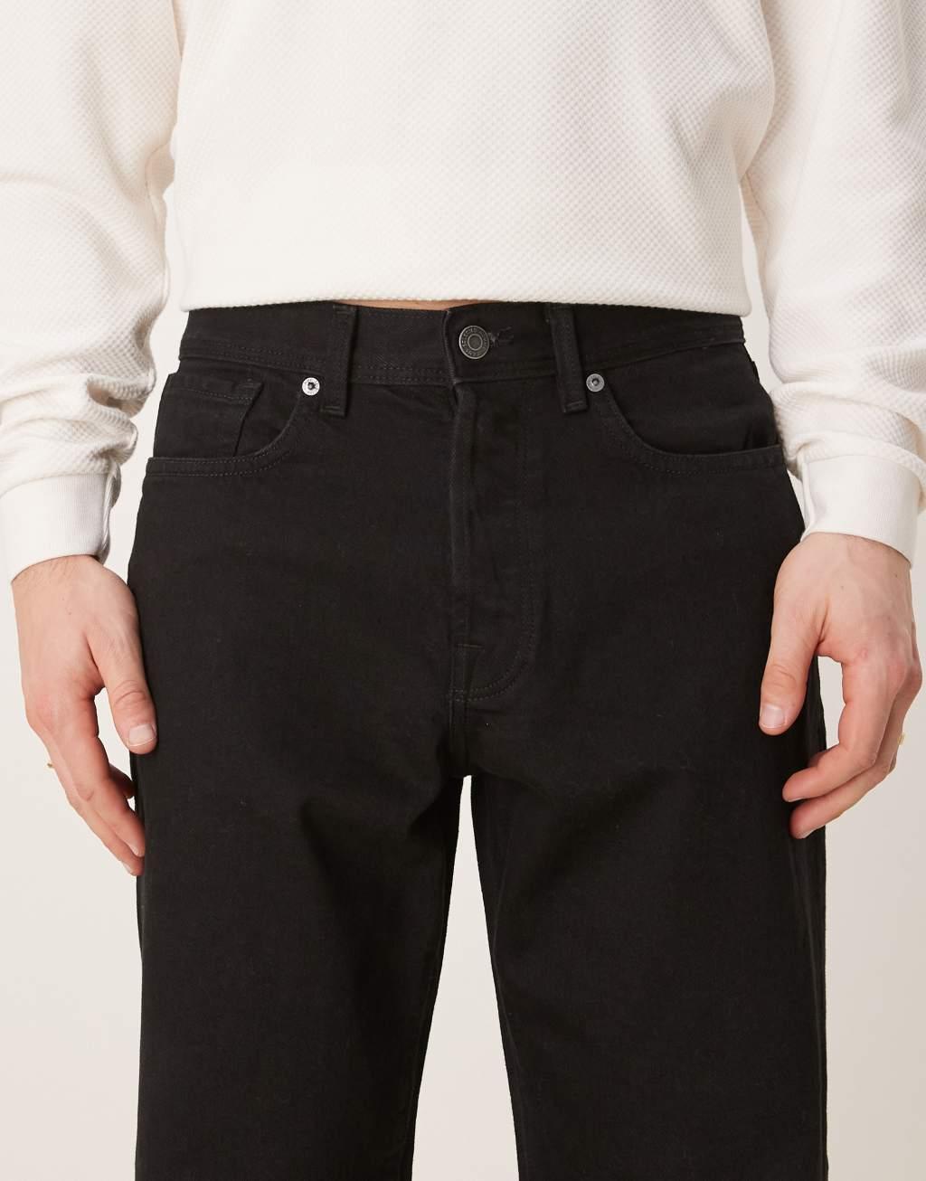 Selected Homme Kobe loose fit jeans in black Product Image