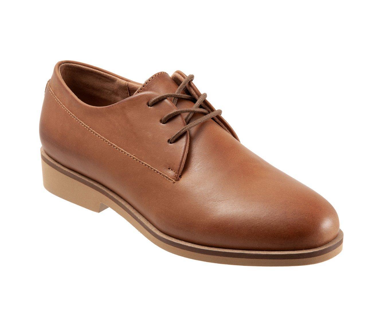 Women's Softwalk Whitby Oxfords Product Image