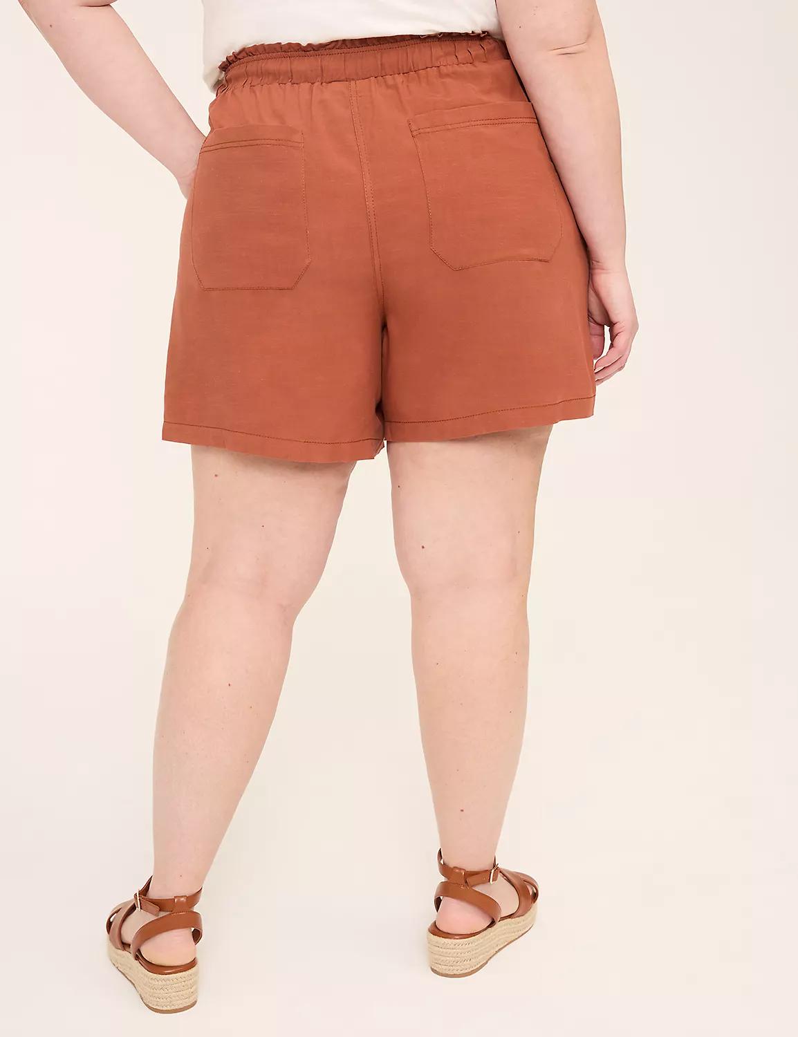 Pull-On Flowy Short Product Image