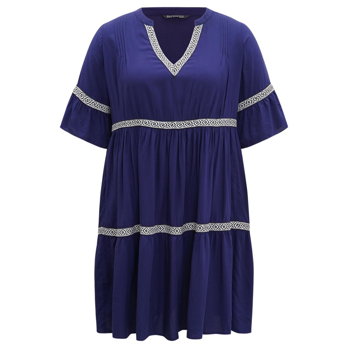 Plus Size Geometric Trim Notched Bell Sleeve Dress DarkBlue Women Vacation Pleated Notched collar Half Sleeve Curvy Midi Dress BloomChic 14-16/1X Product Image