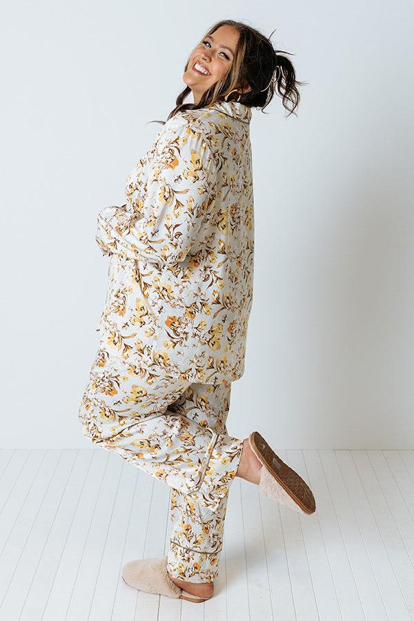 Ready To Wind Down Floral Top In Light Stone Curves Product Image