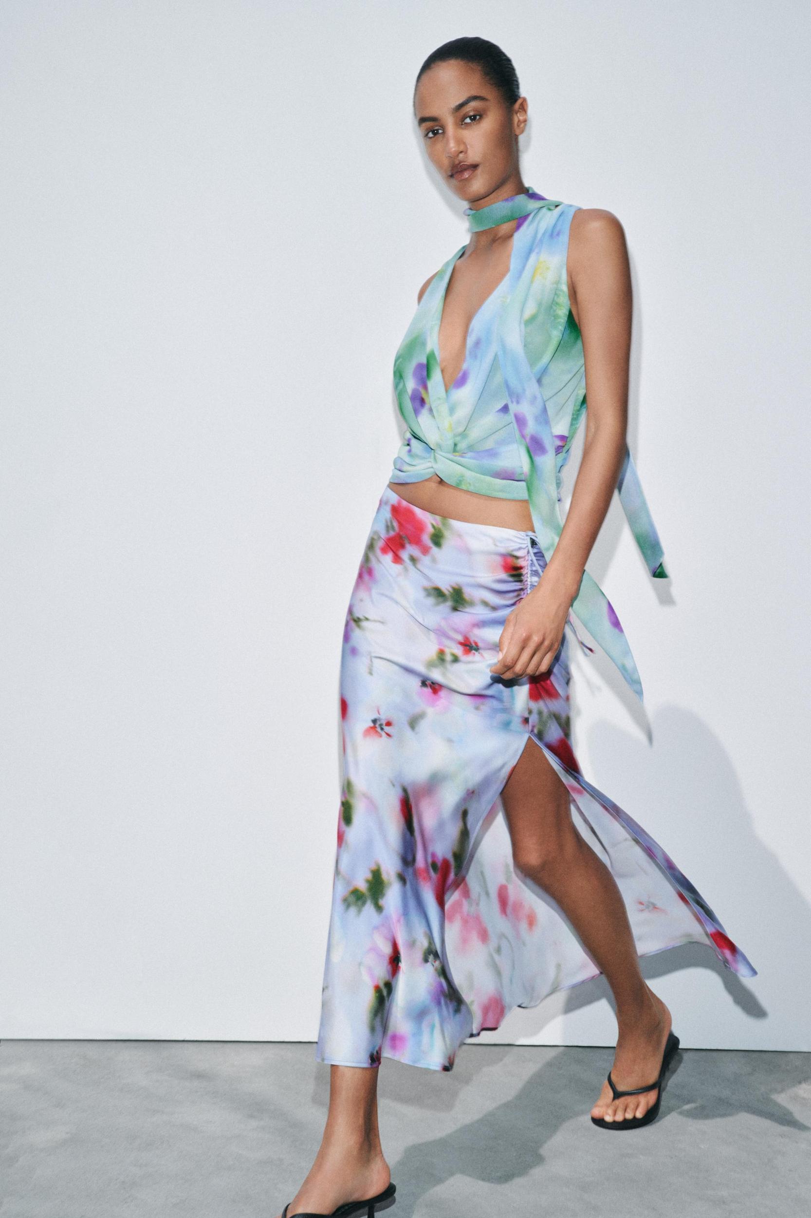 PRINTED TIE TOP Product Image