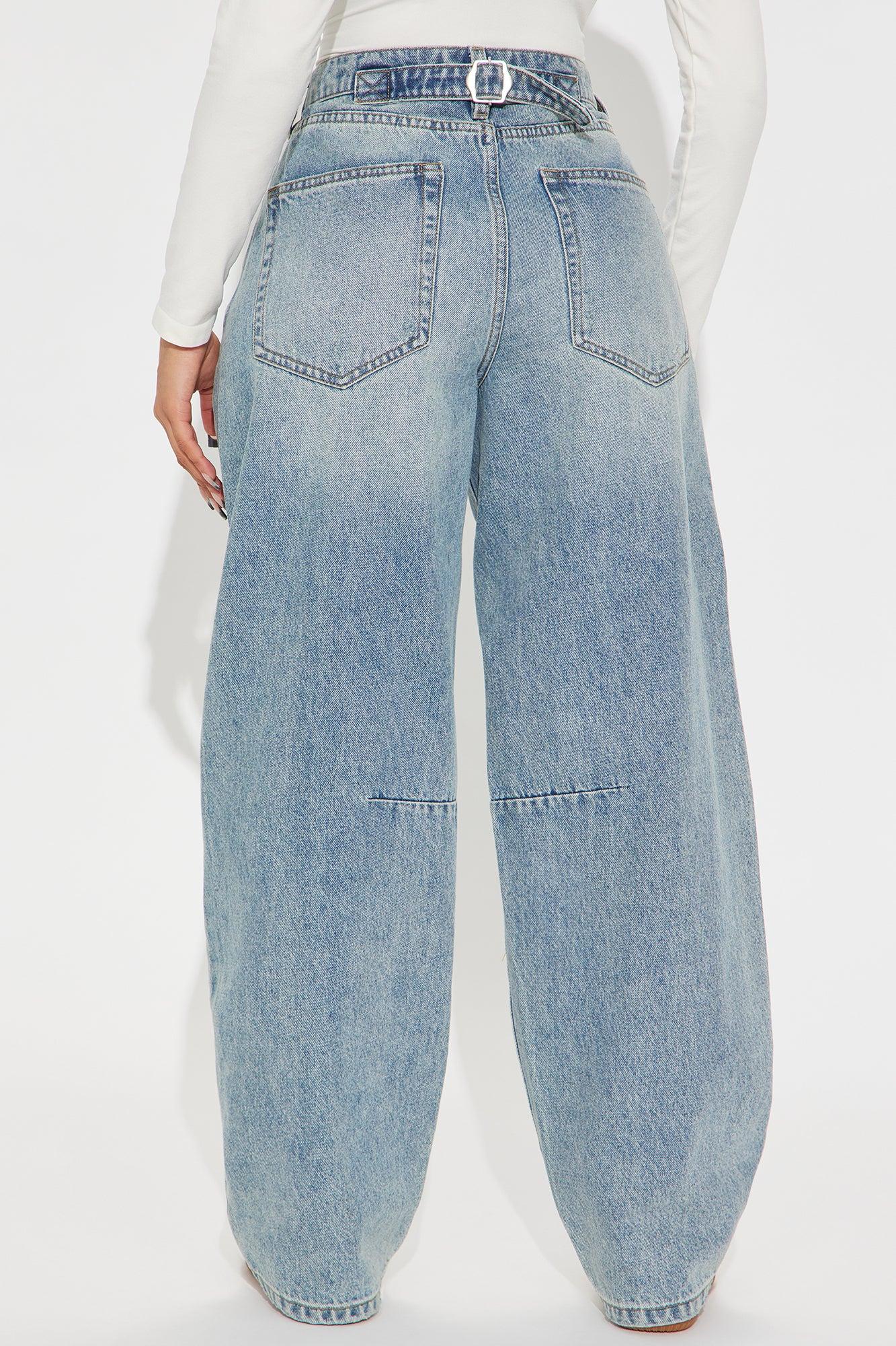 Dakota Straight Leg Jeans - Medium Wash Female Product Image