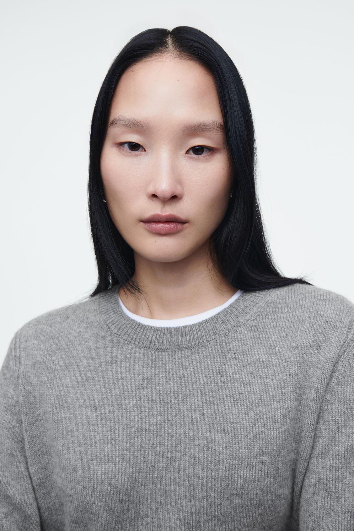 PURE CASHMERE SWEATER Product Image