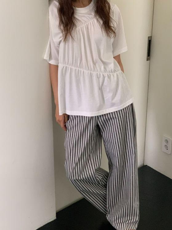 Short Sleeve Plain Ruched Loose-Fit T-Shirt Product Image