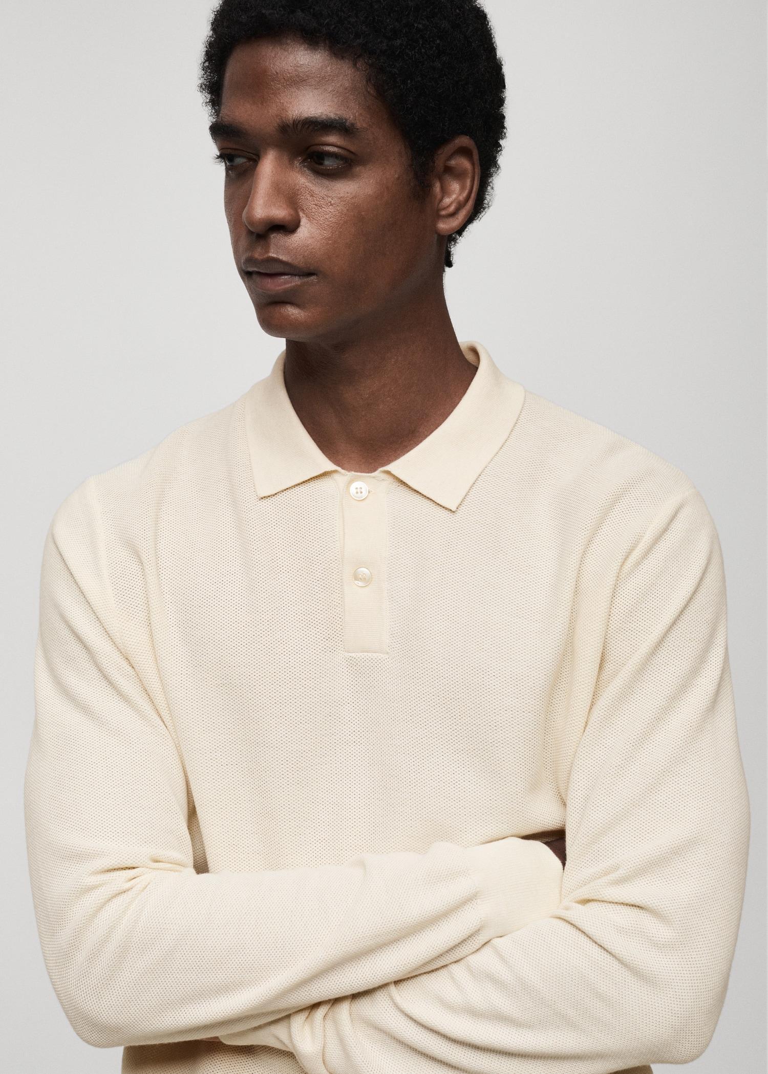 Micro-structured cotton knitted polo shirt - Men | MANGO USA Product Image