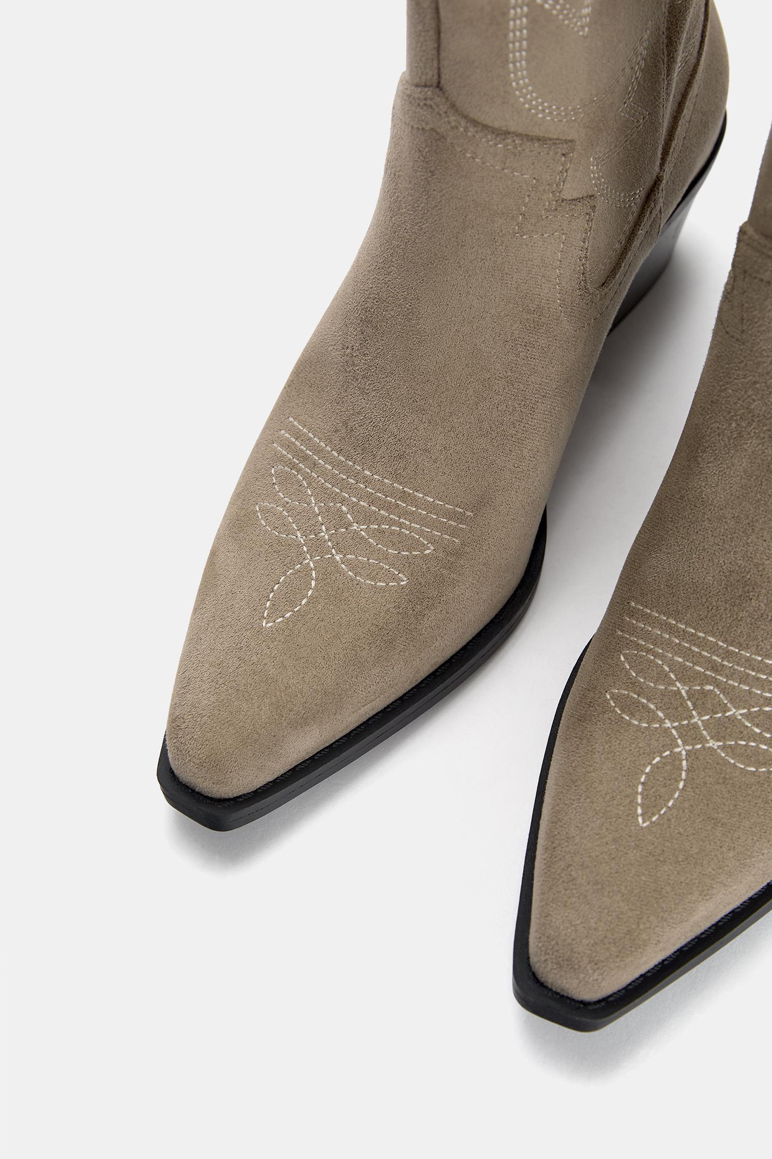 Cowboy boots Product Image