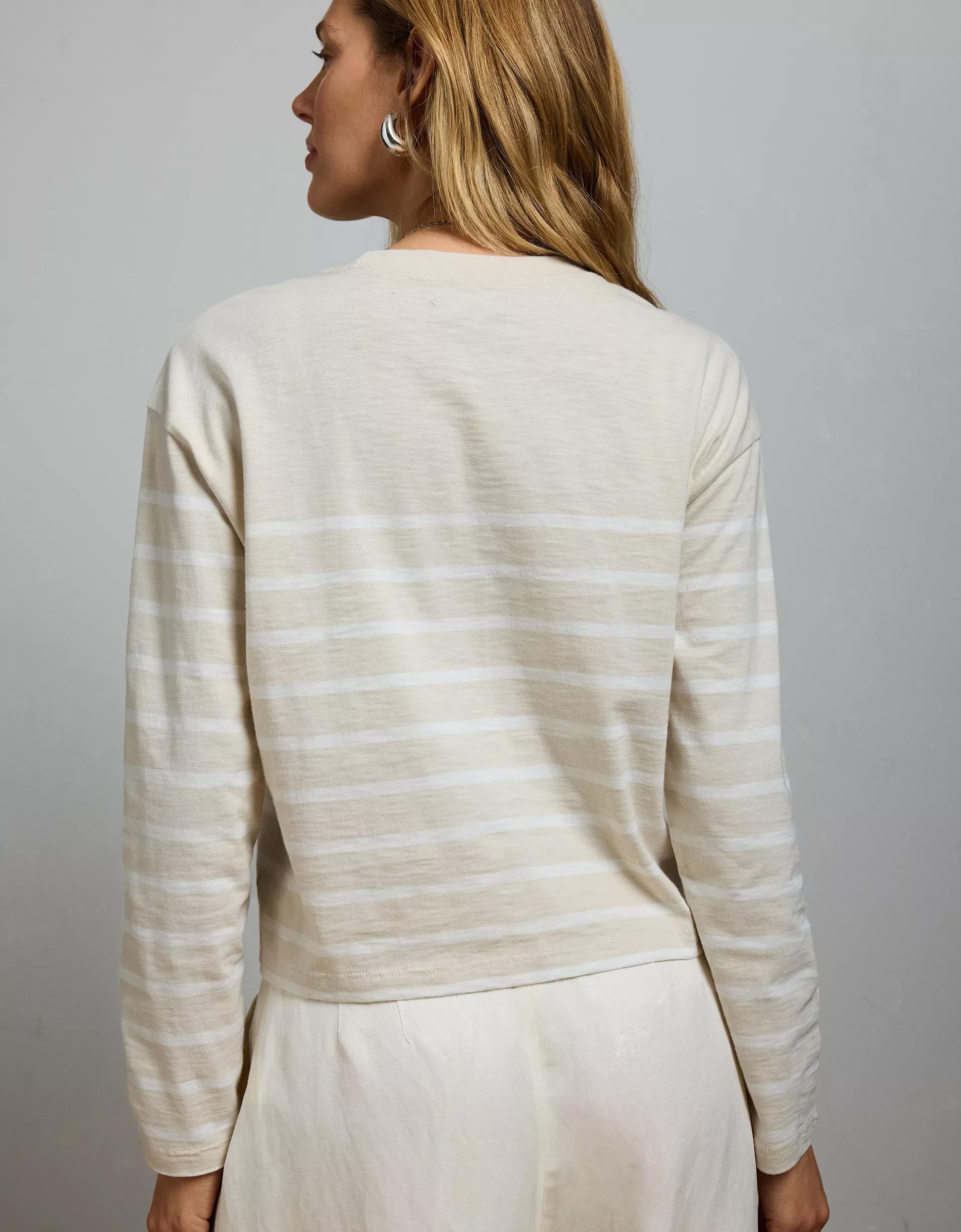 AE77 Premium Boxy Long-Sleeve T-Shirt Product Image