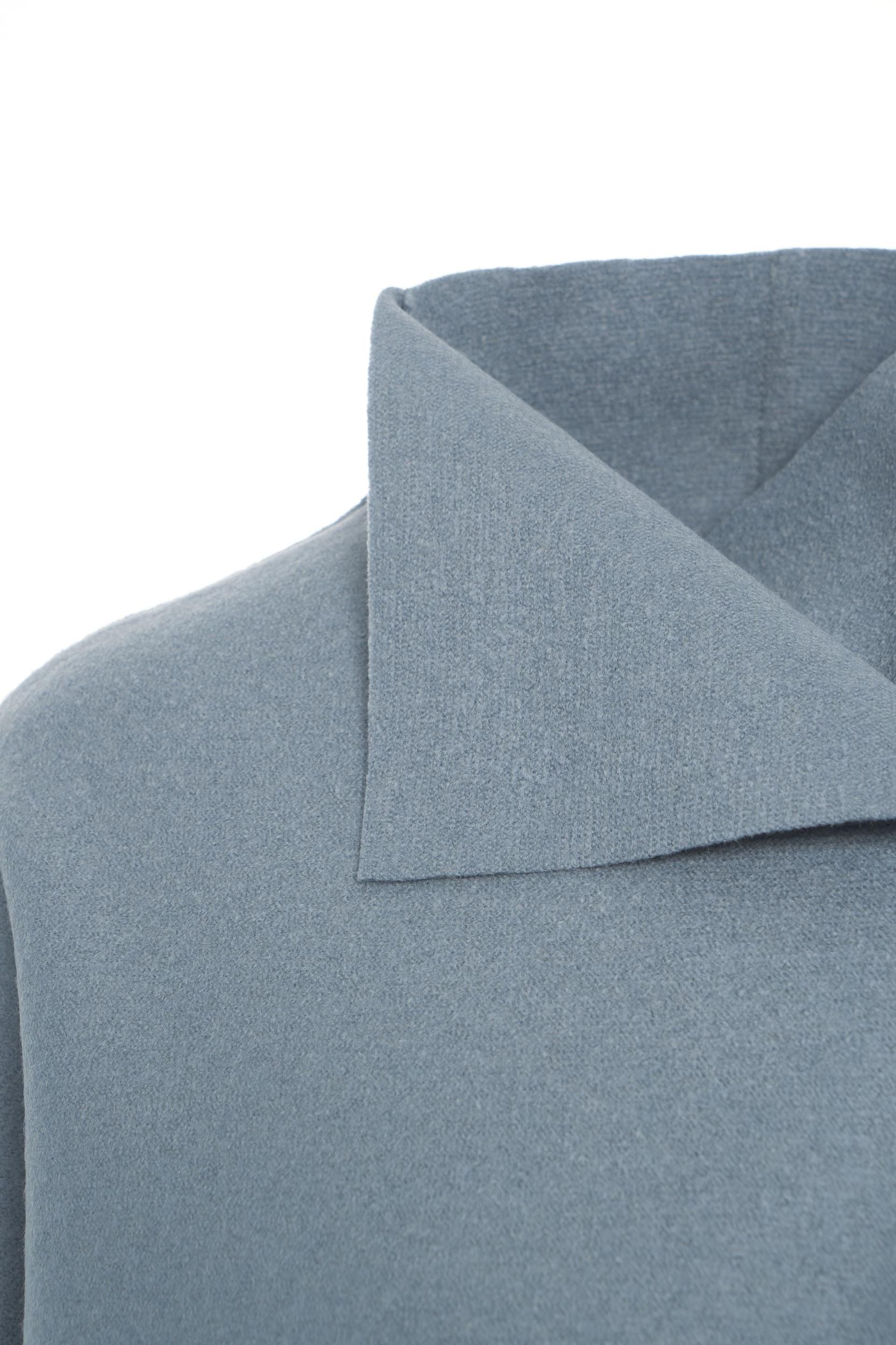 Virgin wool coat Product Image