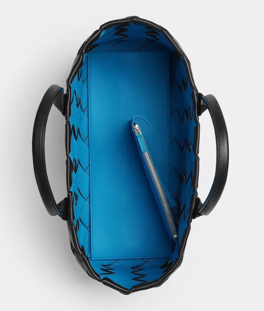 Maxi Intreccio Tote in Black/swimming pool Product Image