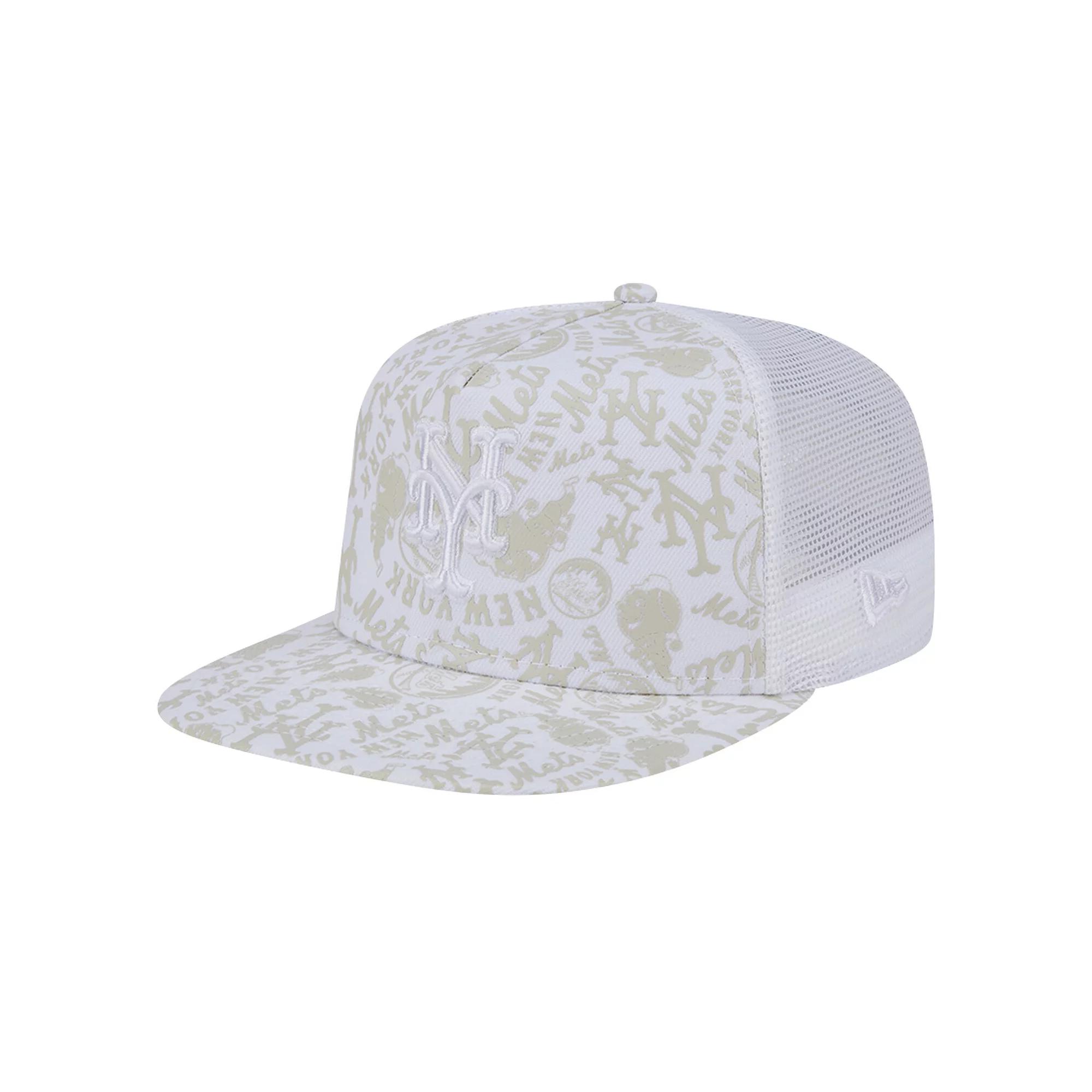 Men's New Era White New York Mets Logo Dunes A-Frame Trucker 9FIFTY Snapback Hat Product Image