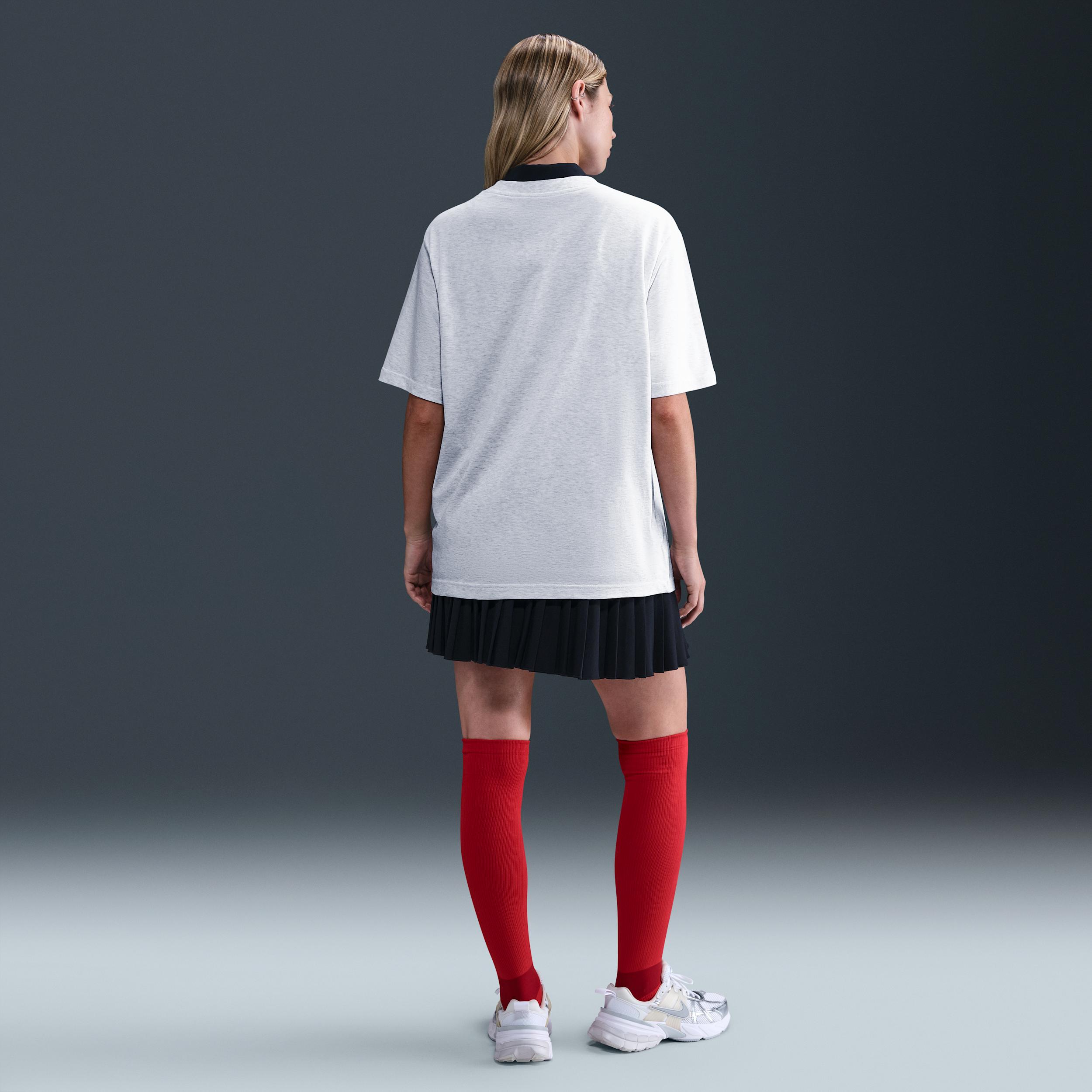 Womens Nike Sportswear Essential Graphic T-Shirt | IB8925-051 Product Image