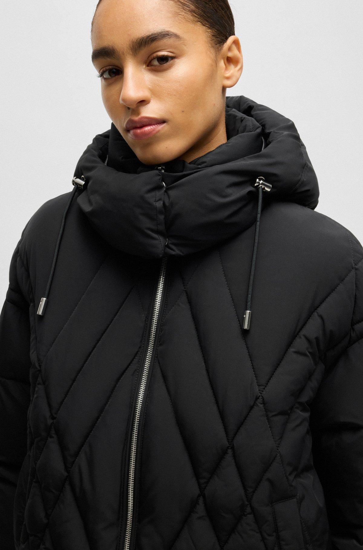 Water-repellent jacket with seasonal quilting Product Image