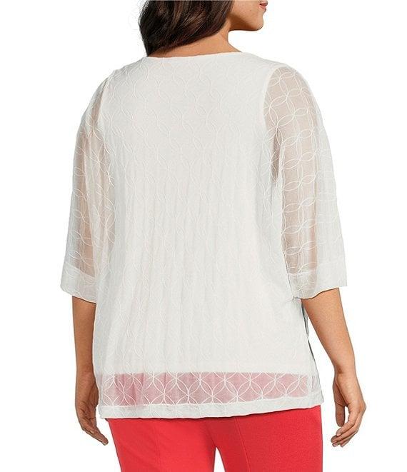 Slim Factor by Investments Plus Size V-Neck 3/4 Sleeve Textured Overlay Top Product Image