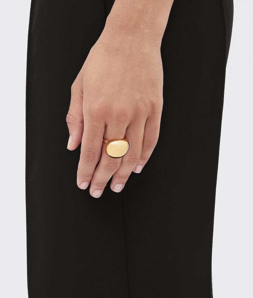 Women's Drop Ring in Yellow gold Product Image