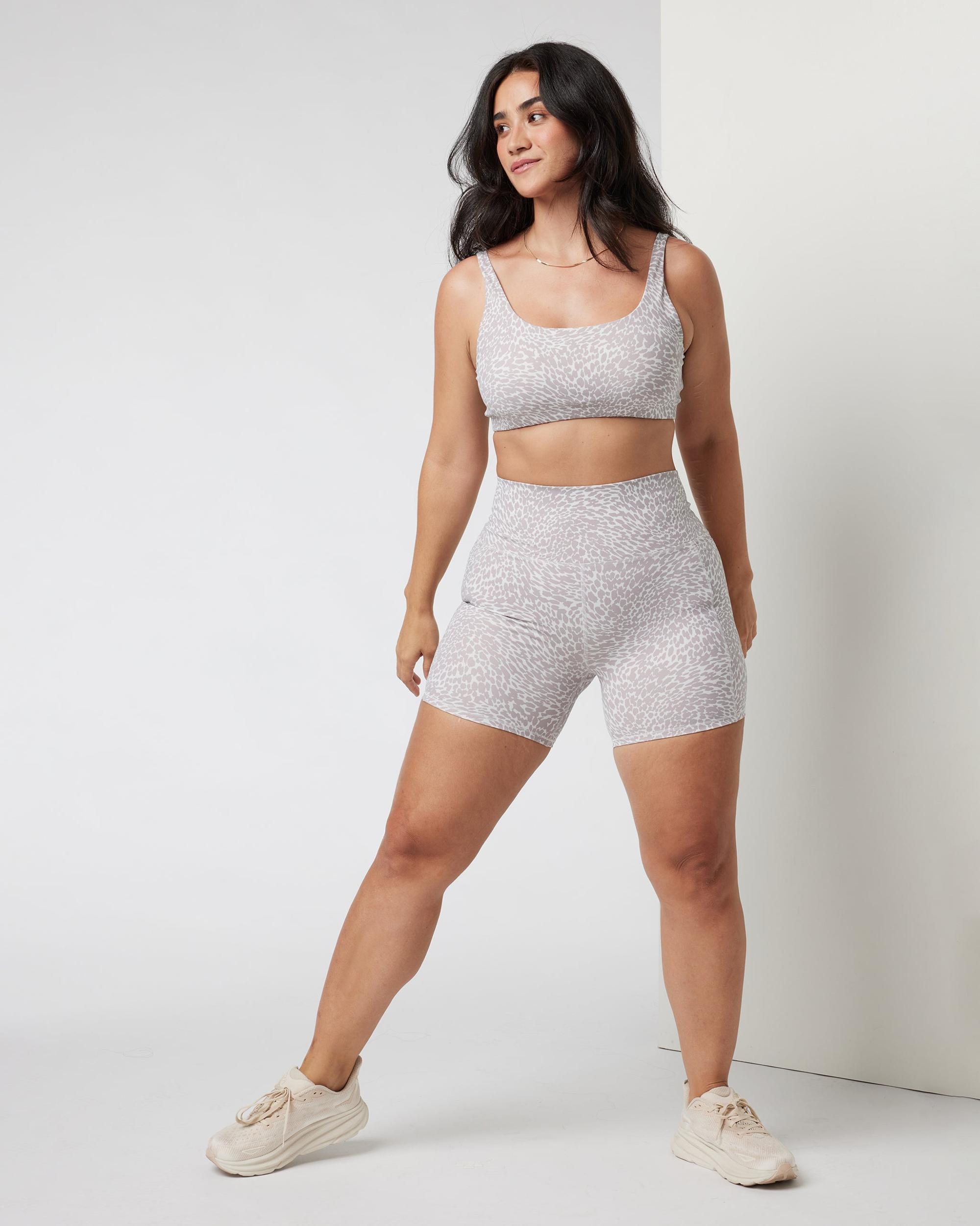 Studio Pocket Short Product Image