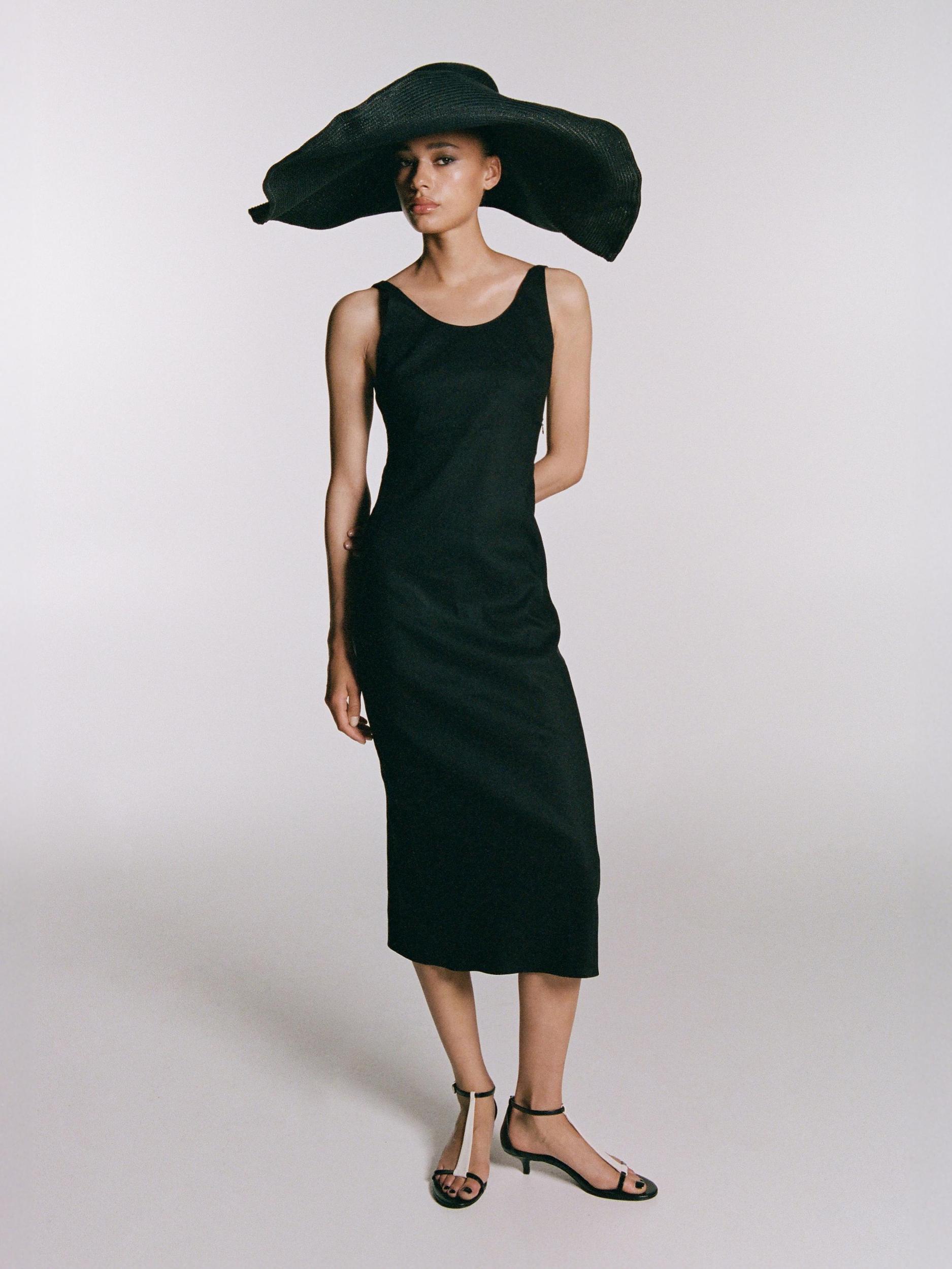 Midi dress with low-cut back Product Image