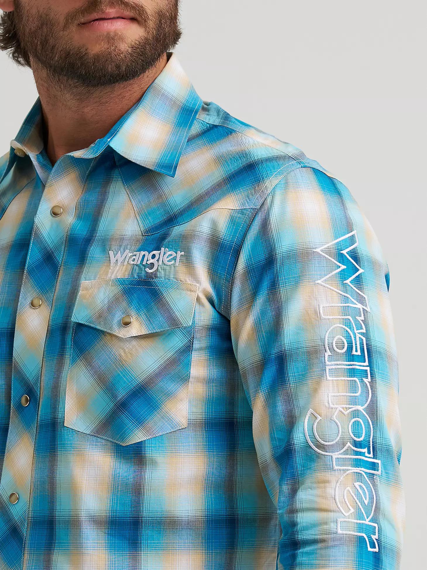 Men's Wrangler® Logo Long Sleeve Western Snap Shirt | Men's SHIRTS | Wrangler® Product Image