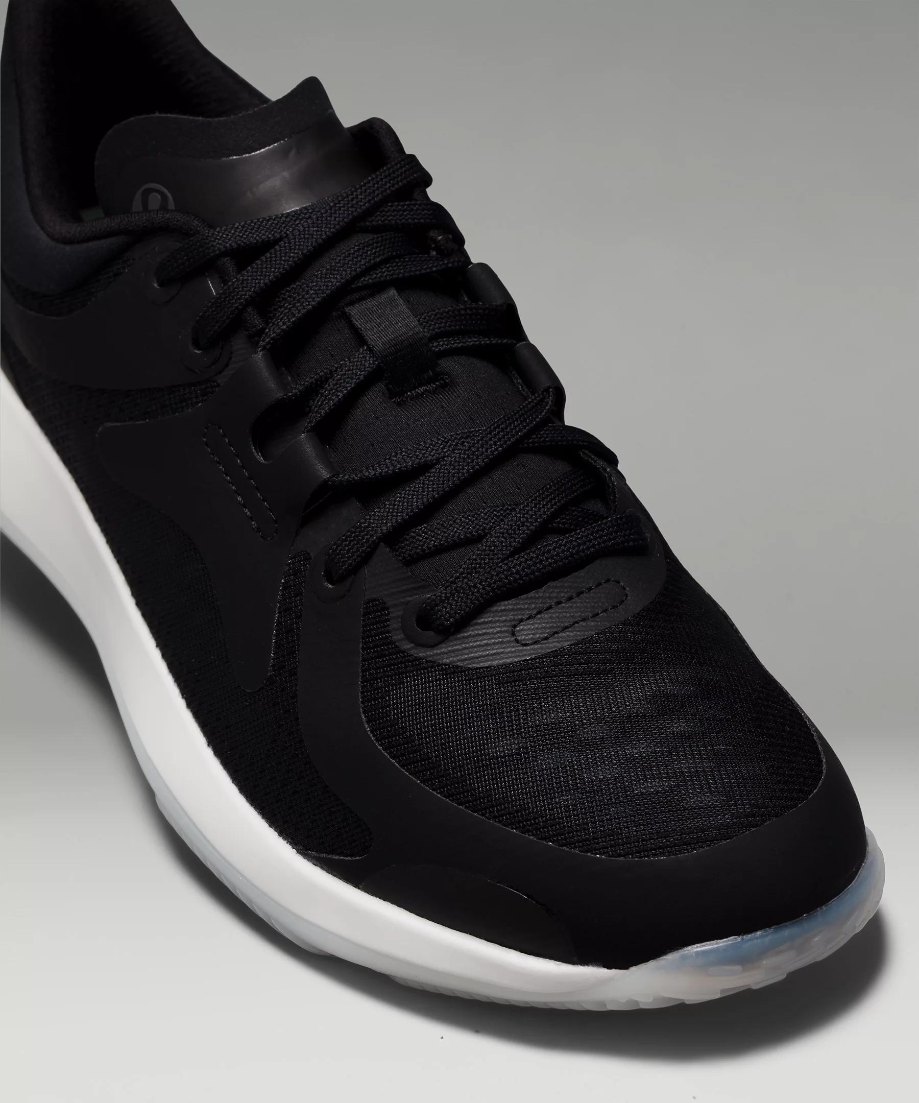 Women's Strongfeel Training Shoe Product Image