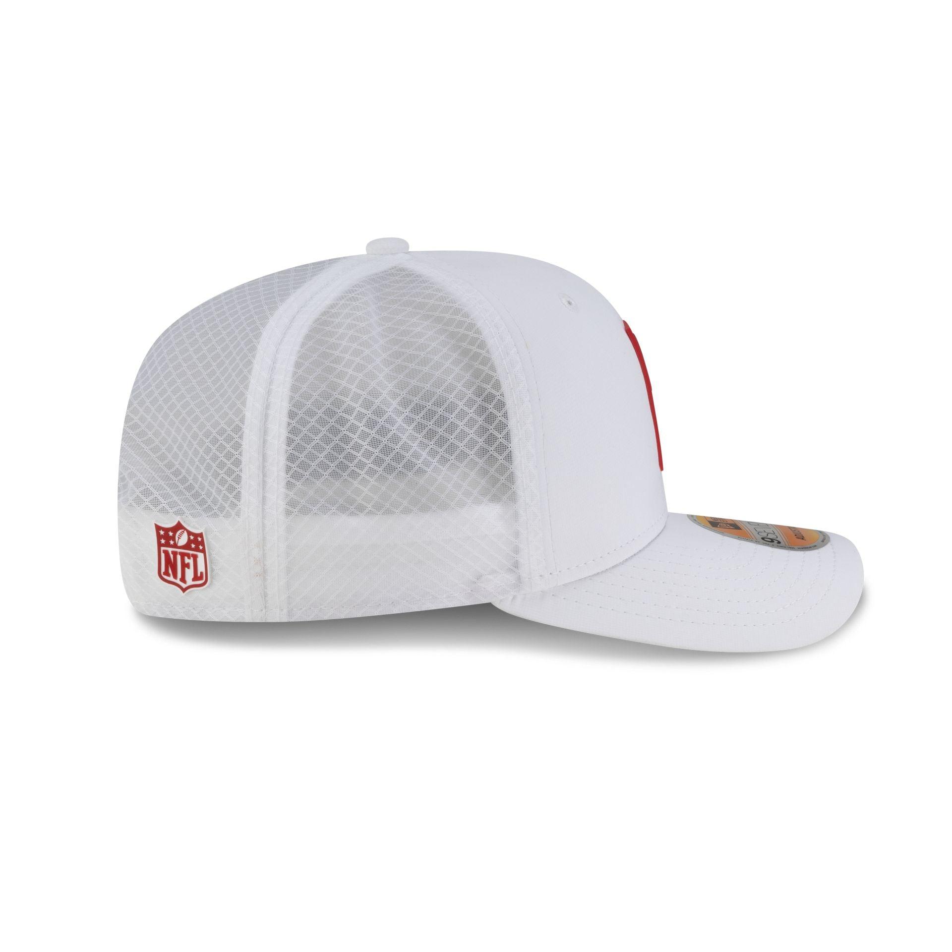 Tampa Bay Buccaneers 2025 Sideline Hot Weather White 9SEVENTY Trucker Hat Male Product Image