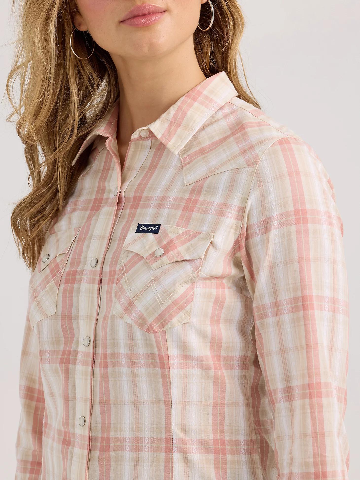 Women's Wrangler Plaid Slim Western Snap Shirt | Women's TOPS | Wrangler® Product Image