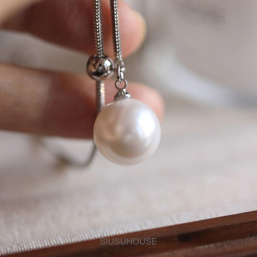 Faux Pearl Pendant Lariat Necklace Product Image