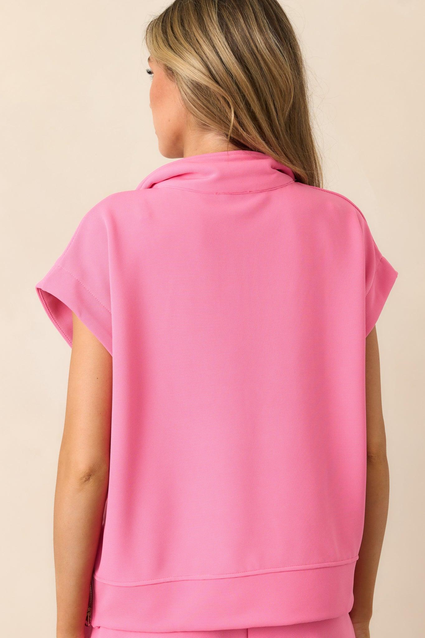 Sleek Street Pink Half-Zip Short Sleeve Pullover Product Image