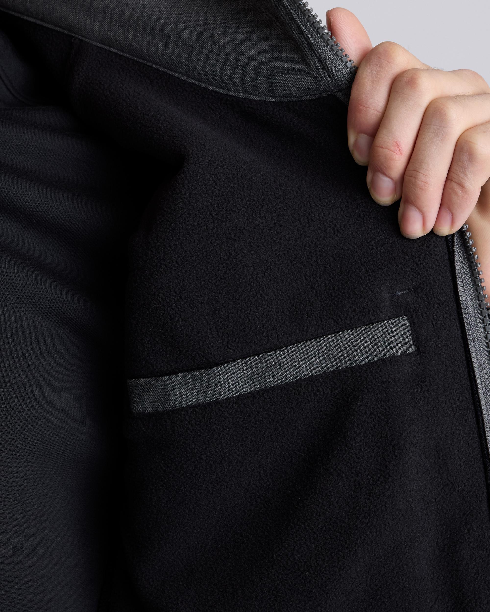 Quince | Men's Softshell Fleece-Lined Full-Zip Vest Recycled Polyester Product Image